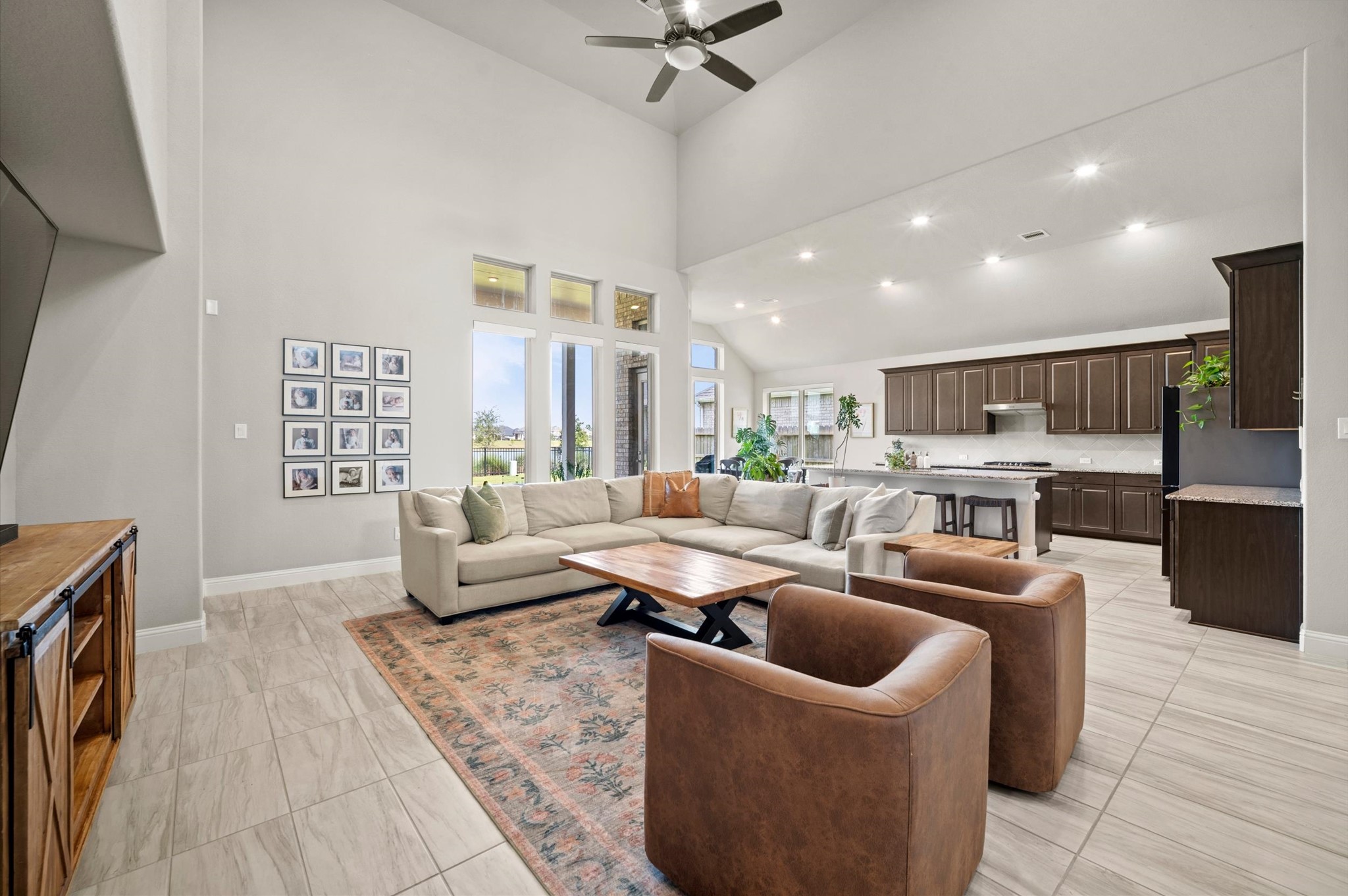 Spacious living room, perfect for entertaining.