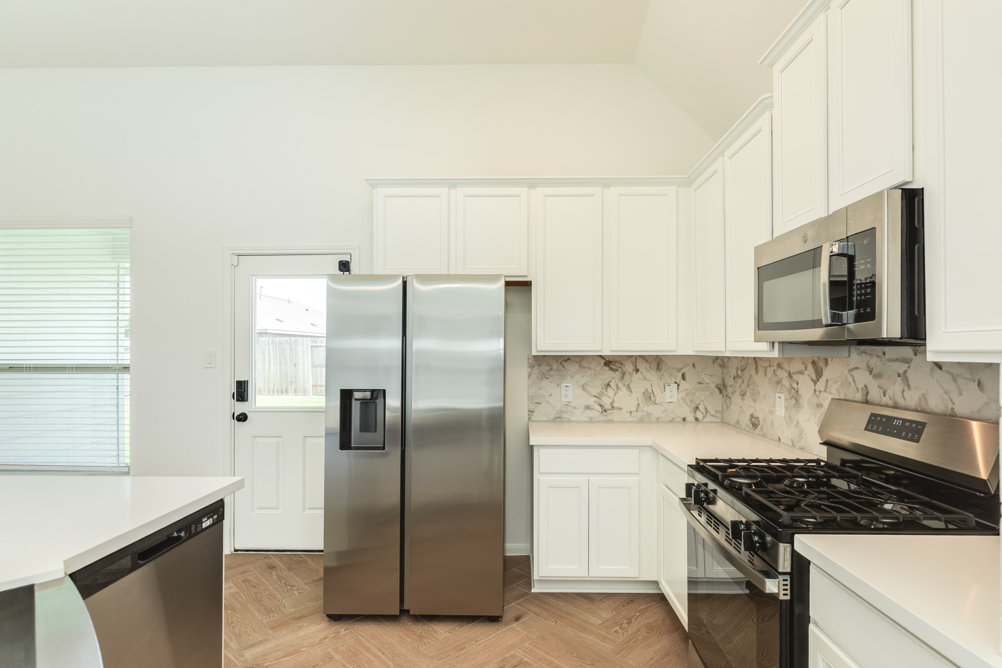 3602 Cardinal Pointe Drive, Angleton, TX 77515