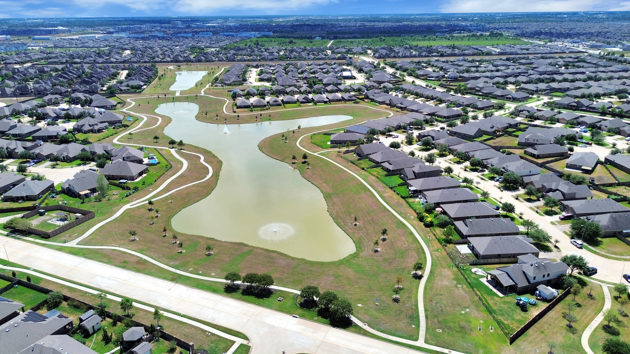 4911 Vergano Villa Drive, Katy, TX 77493