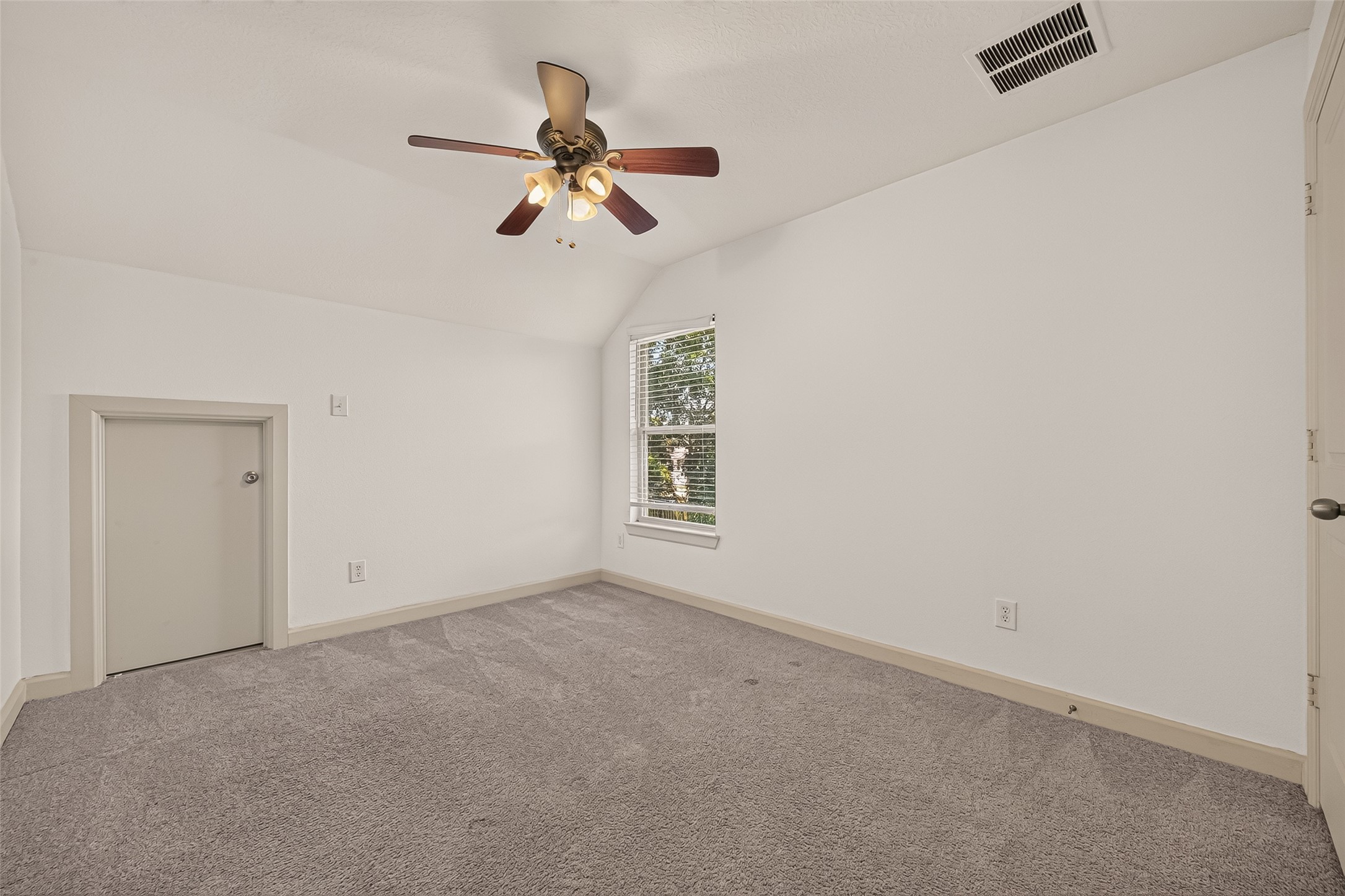 195 Copper Stream Ln, Richmond, TX 77406