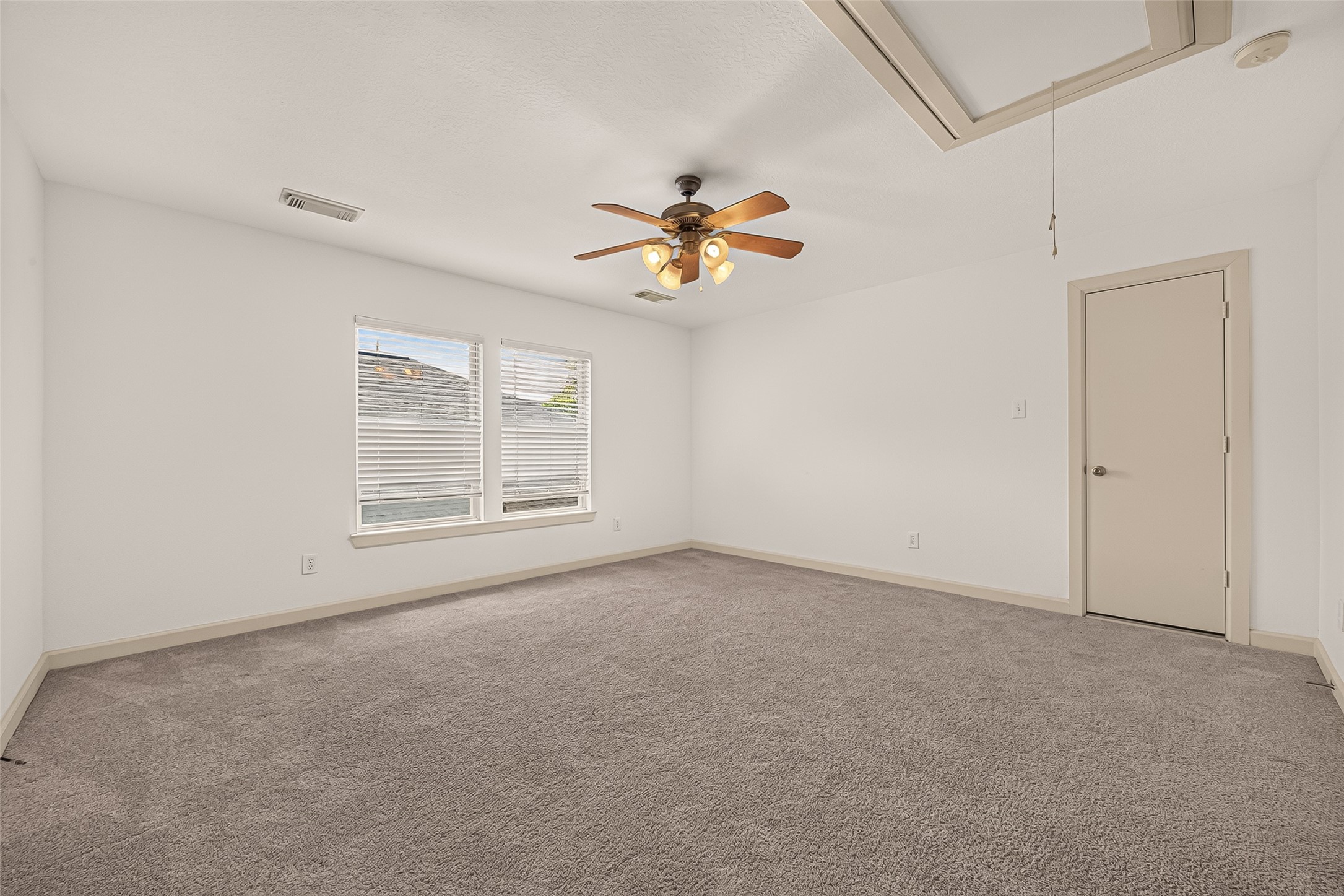 195 Copper Stream Ln, Richmond, TX 77406