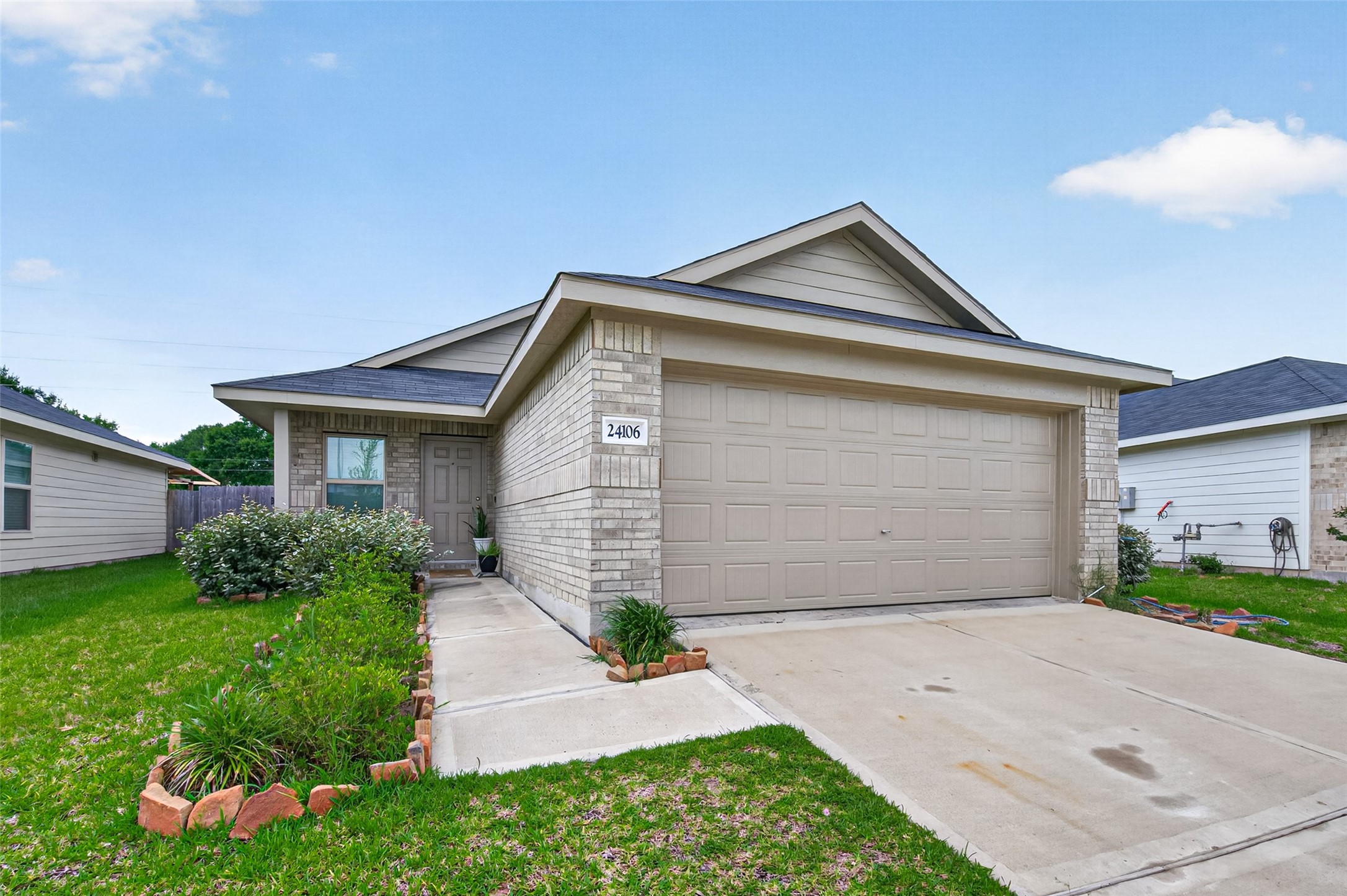 24106 Maple Turn Lane, Hockley, TX 77447 24106 Maple Turn Lane, Hockley, TX 77447