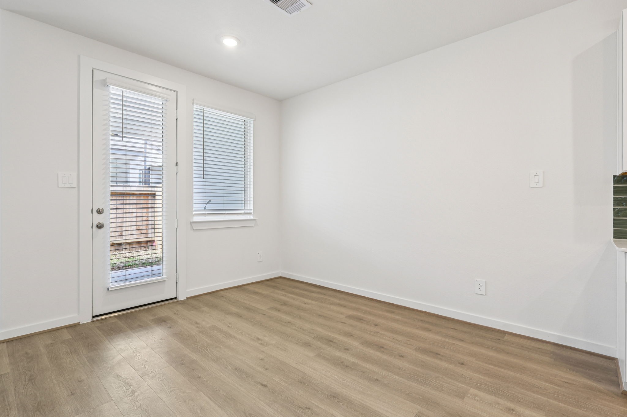 Photo is not of the actual home, but is an inspirational photo of builder's model home and may depict options, furnishings, and/or decorator features that are not included.