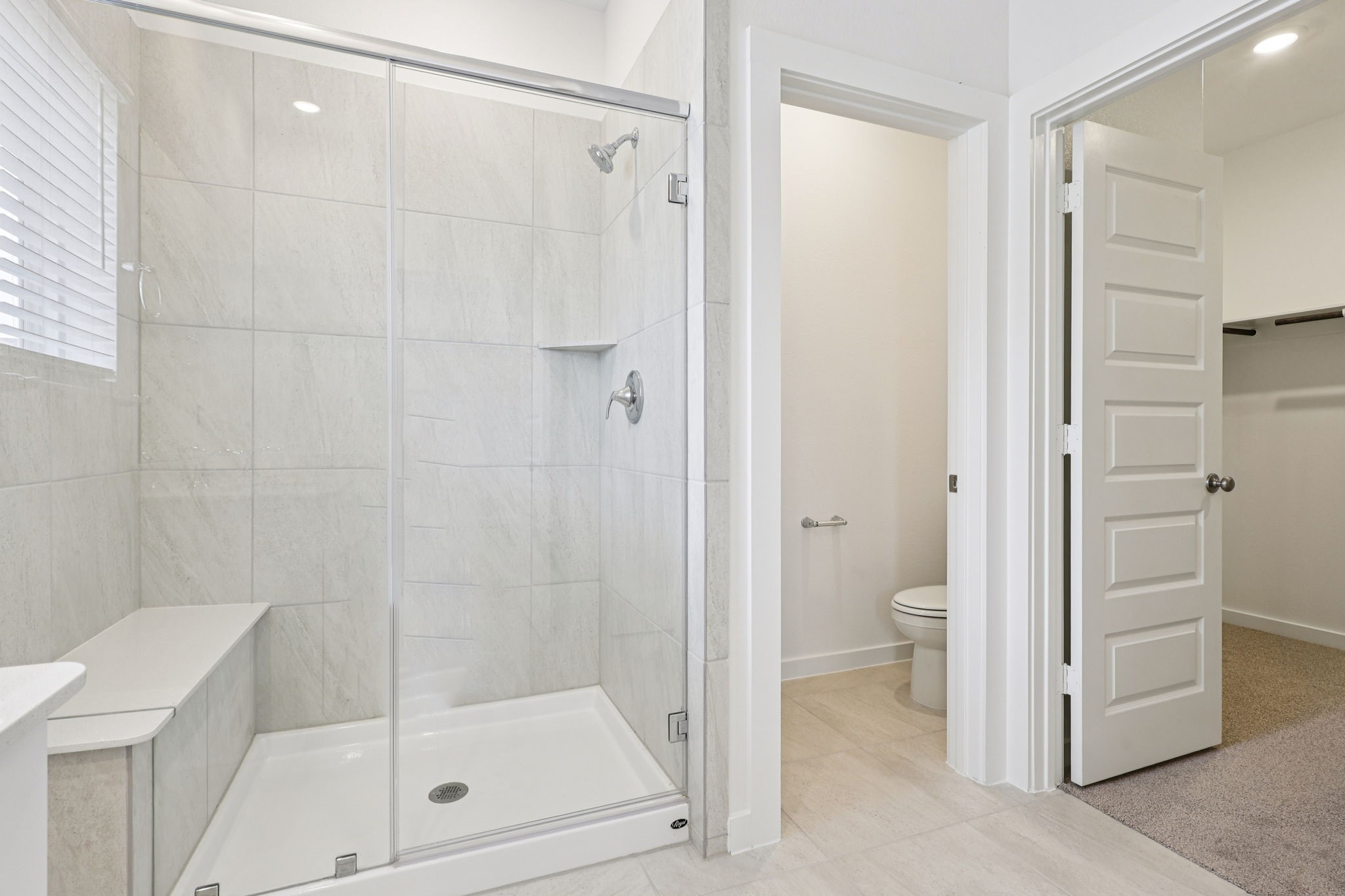 Photo is not of the actual home, but is an inspirational photo of builder's model home and may depict options, furnishings, and/or decorator features that are not included.