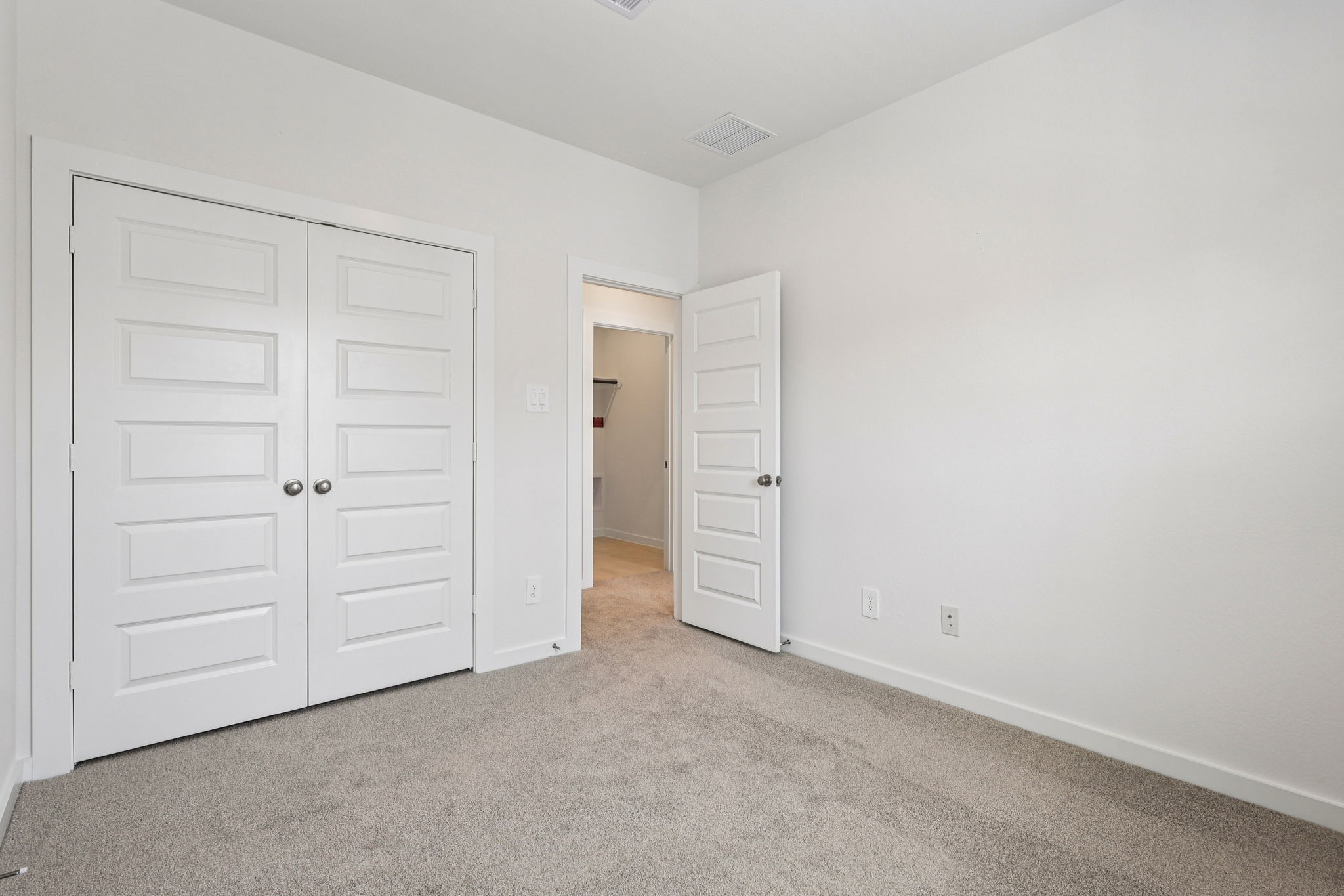 Photo is not of the actual home, but is an inspirational photo of builder's model home and may depict options, furnishings, and/or decorator features that are not included.