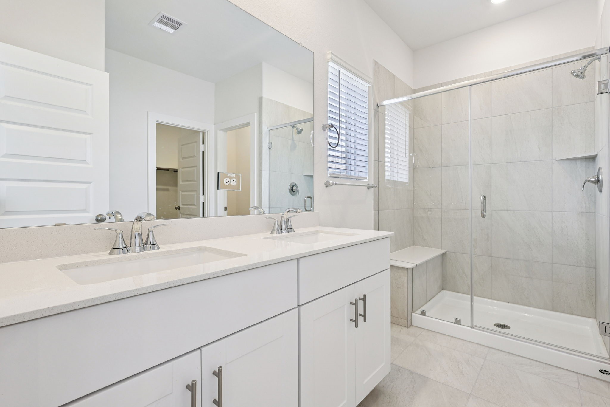 Photo is not of the actual home, but is an inspirational photo of builder's model home and may depict options, furnishings, and/or decorator features that are not included.