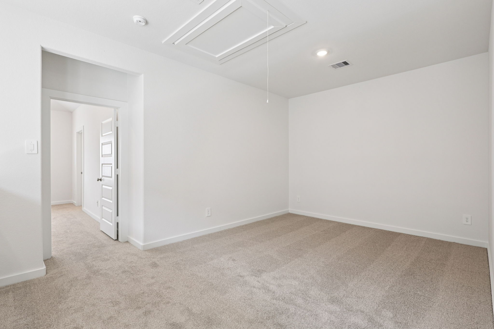 Photo is not of the actual home, but is an inspirational photo of builder's model home and may depict options, furnishings, and/or decorator features that are not included.