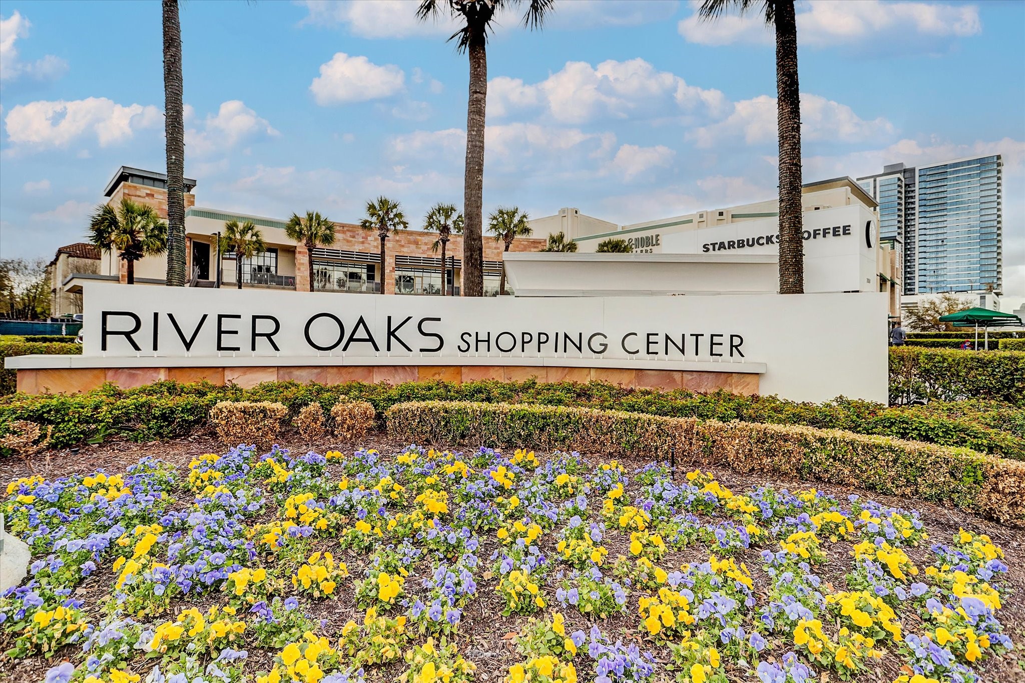 2204 Huldy is just MINUTES to TONS of popular shopping and dining at the River Oaks Shopping Center!