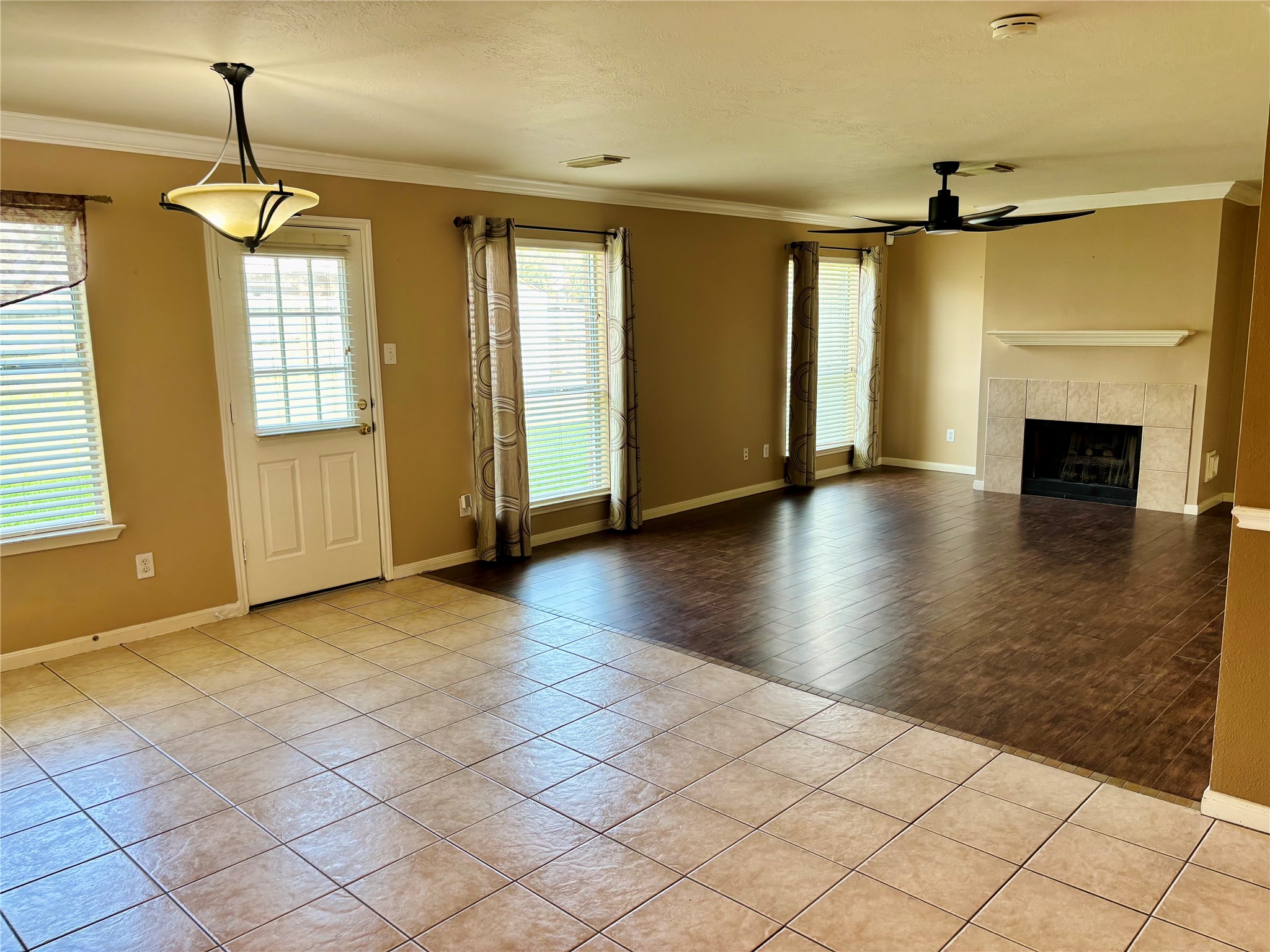 3018 Misty Isle Ct, Dickinson, TX 77539 3018 Misty Isle Ct, Dickinson, TX 77539