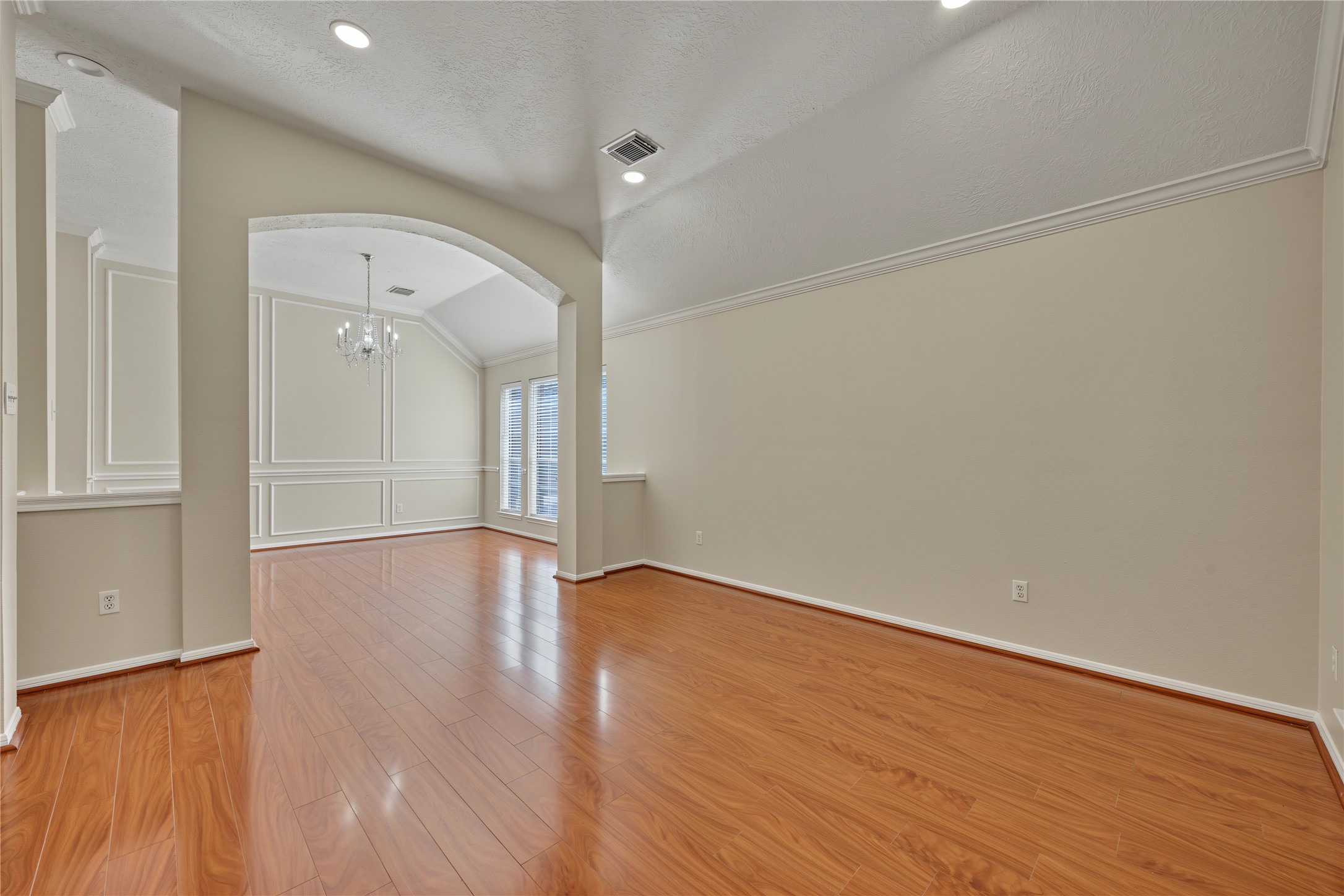 102 Crimson Bay Drive, League City, TX 77573 102 Crimson Bay Drive, League City, TX 77573