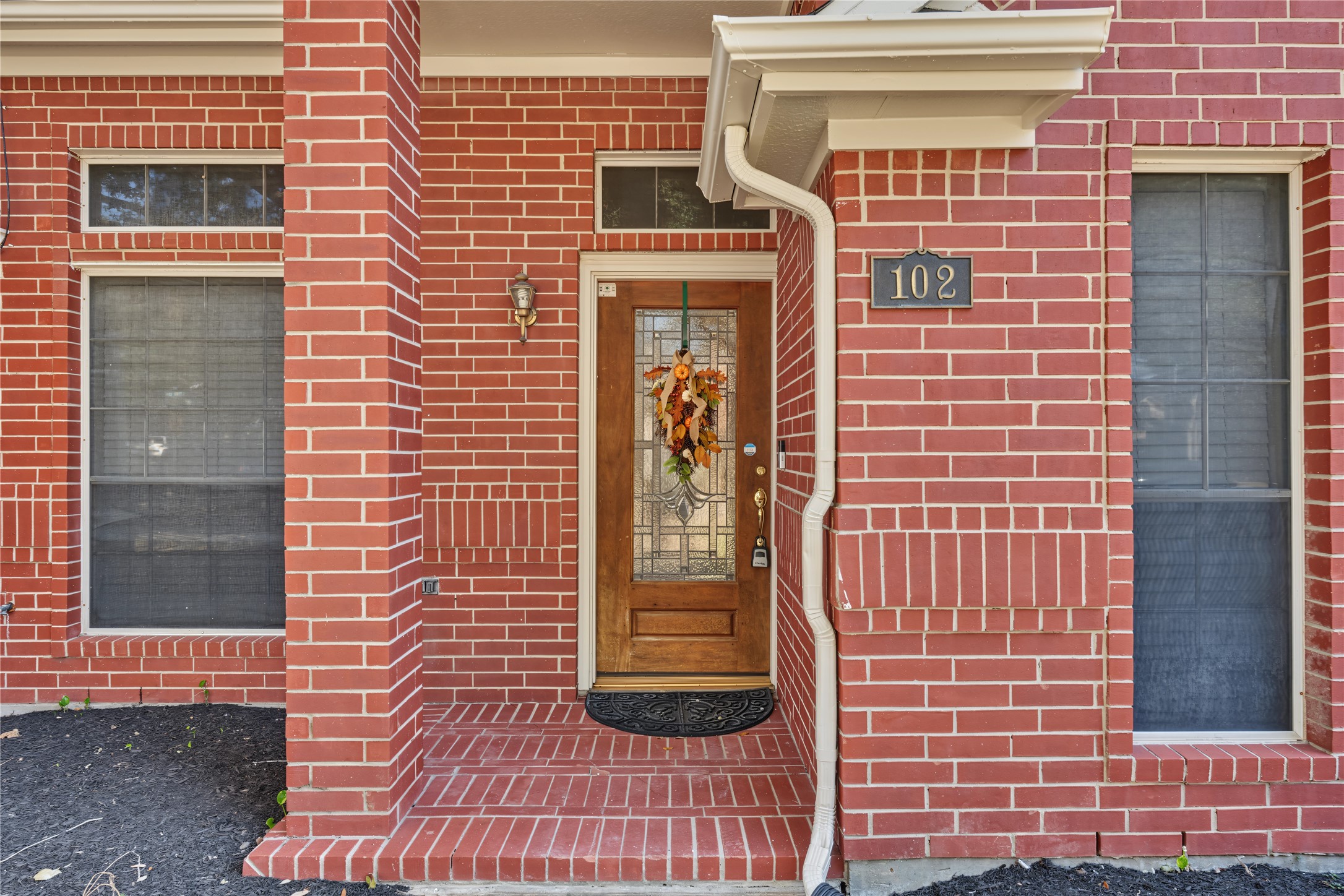 102 Crimson Bay Drive, League City, TX 77573 102 Crimson Bay Drive, League City, TX 77573