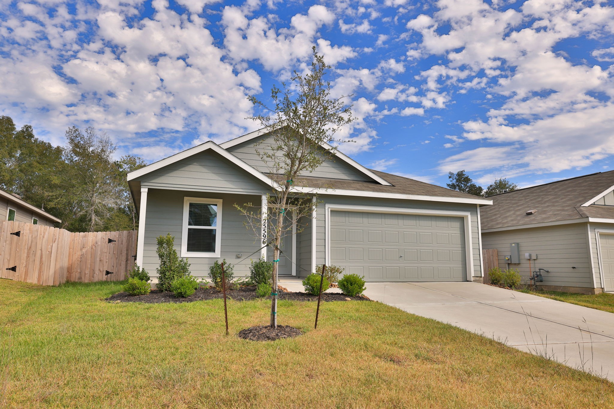 25596 Rose Creek Drive, Cleveland, TX 77328