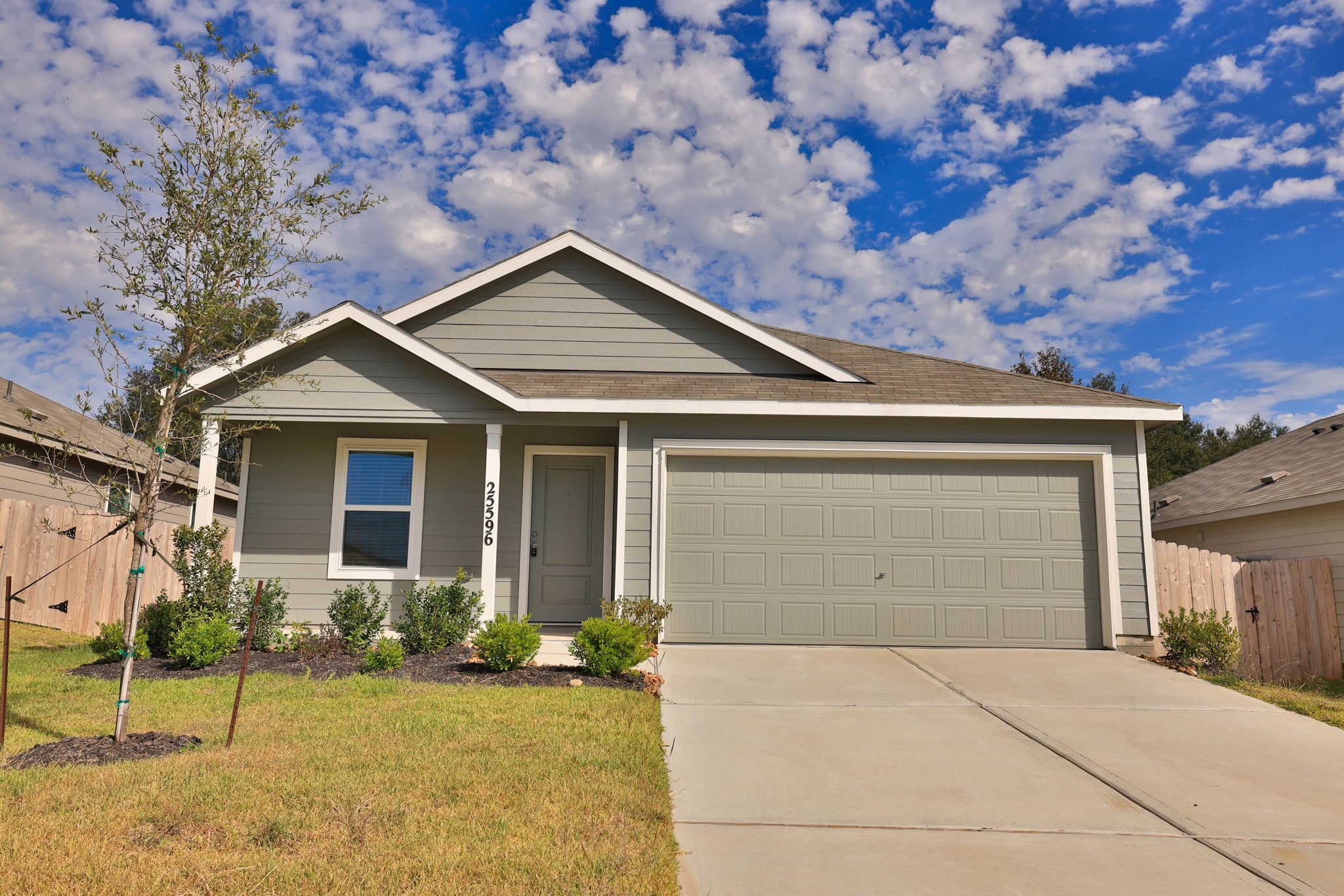 25596 Rose Creek Drive, Cleveland, TX 77328