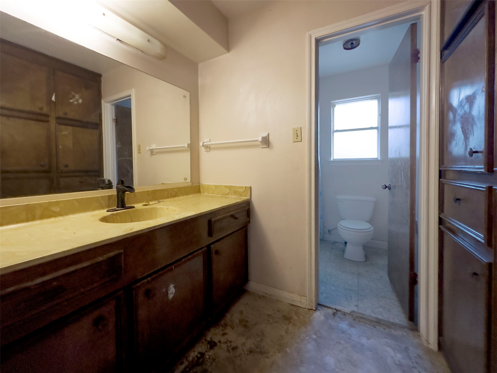 Hall bathroom.