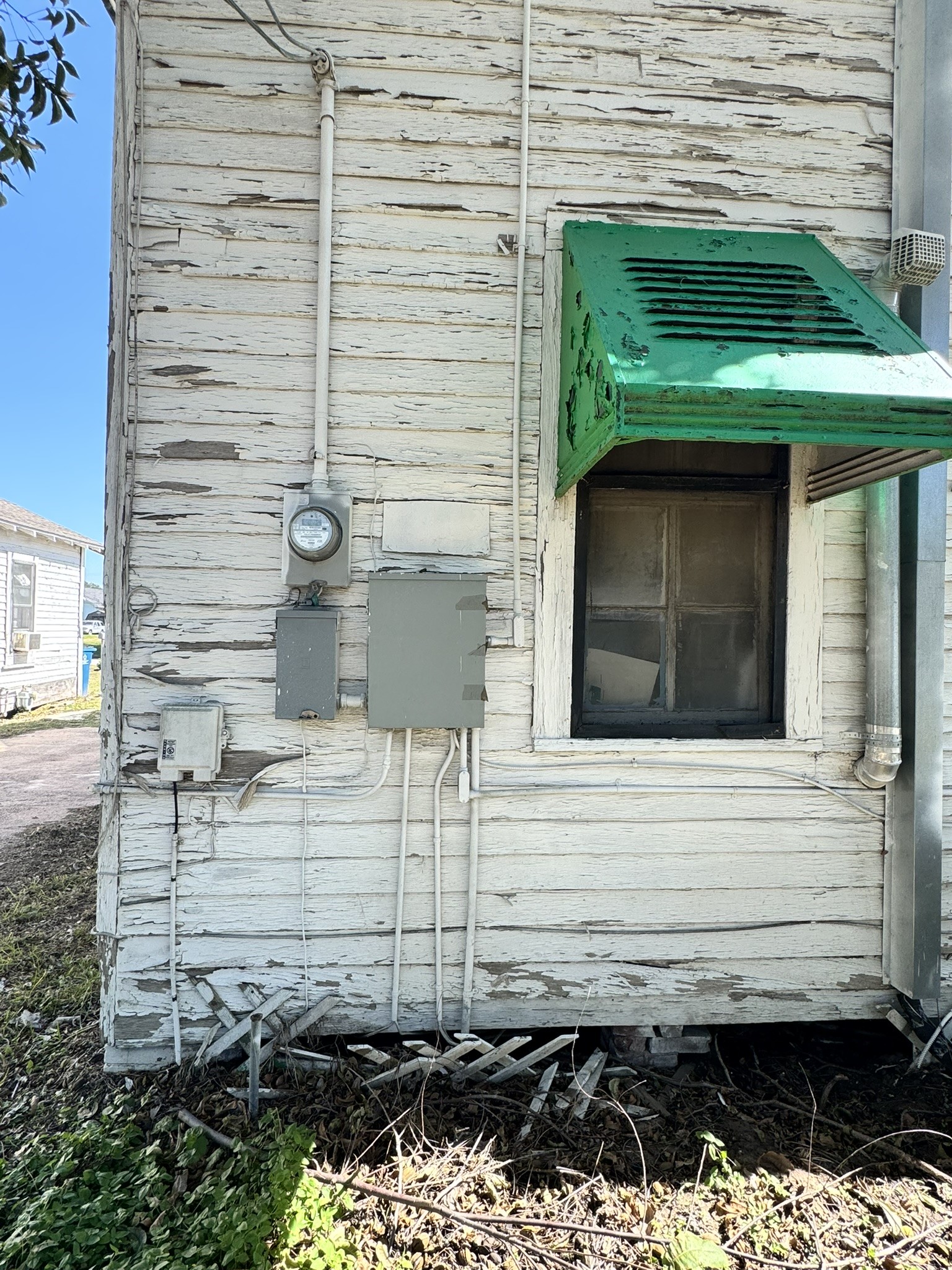 645 7th Street, Hempstead, TX 77445 645 7th Street, Hempstead, TX 77445
