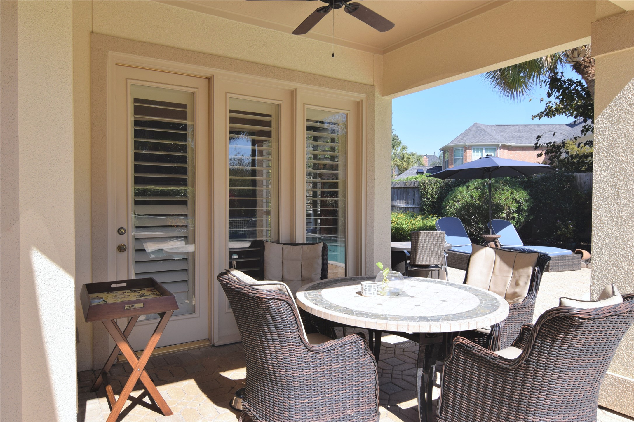 Outdoor Eating Area