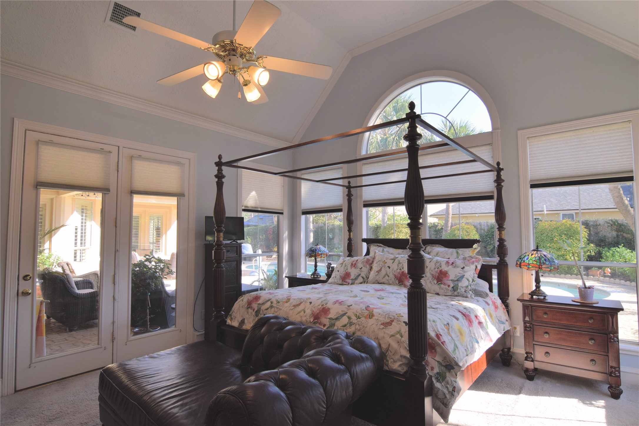 Tons of Natural Light