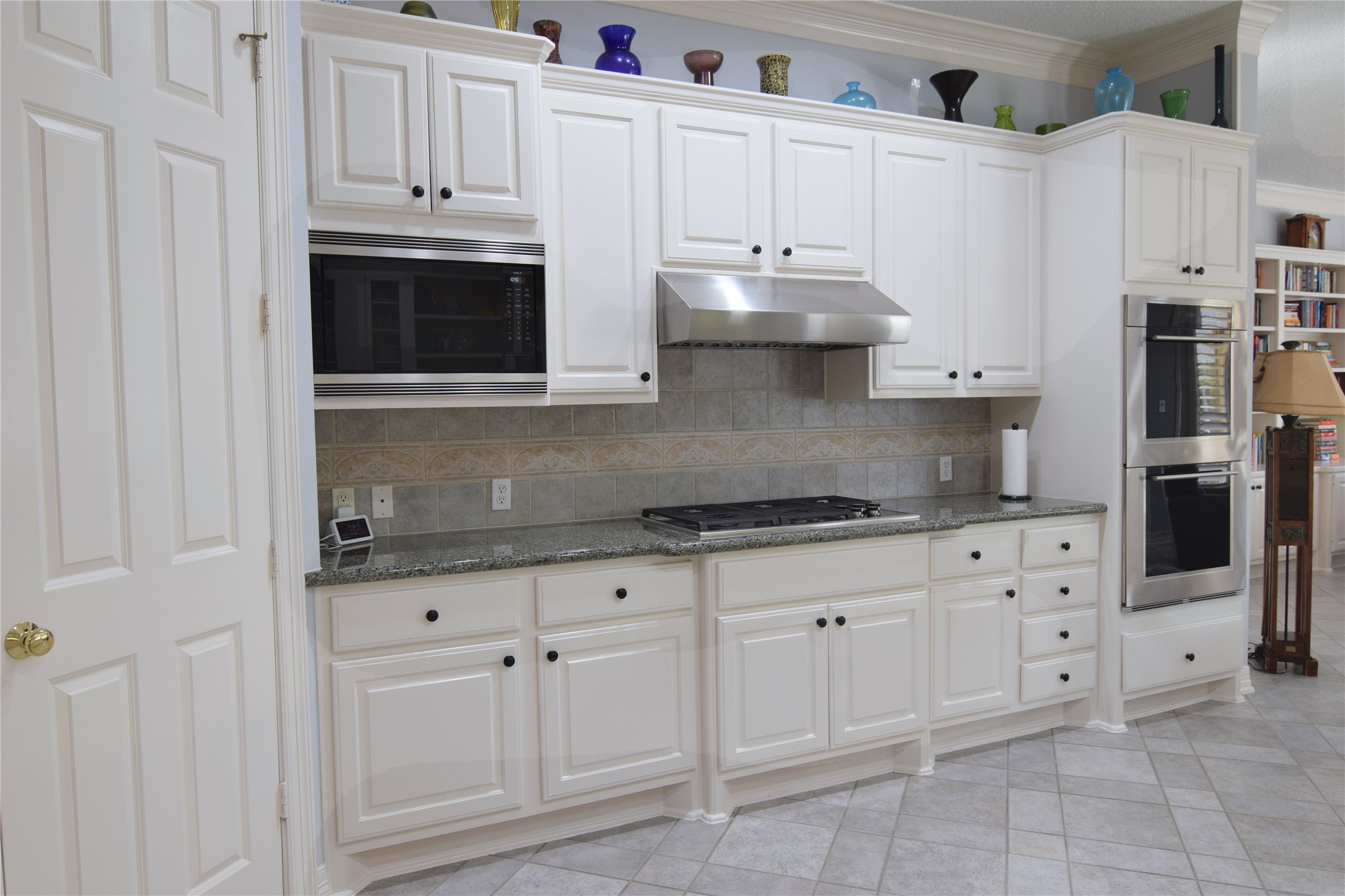 Walk-in Pantry
