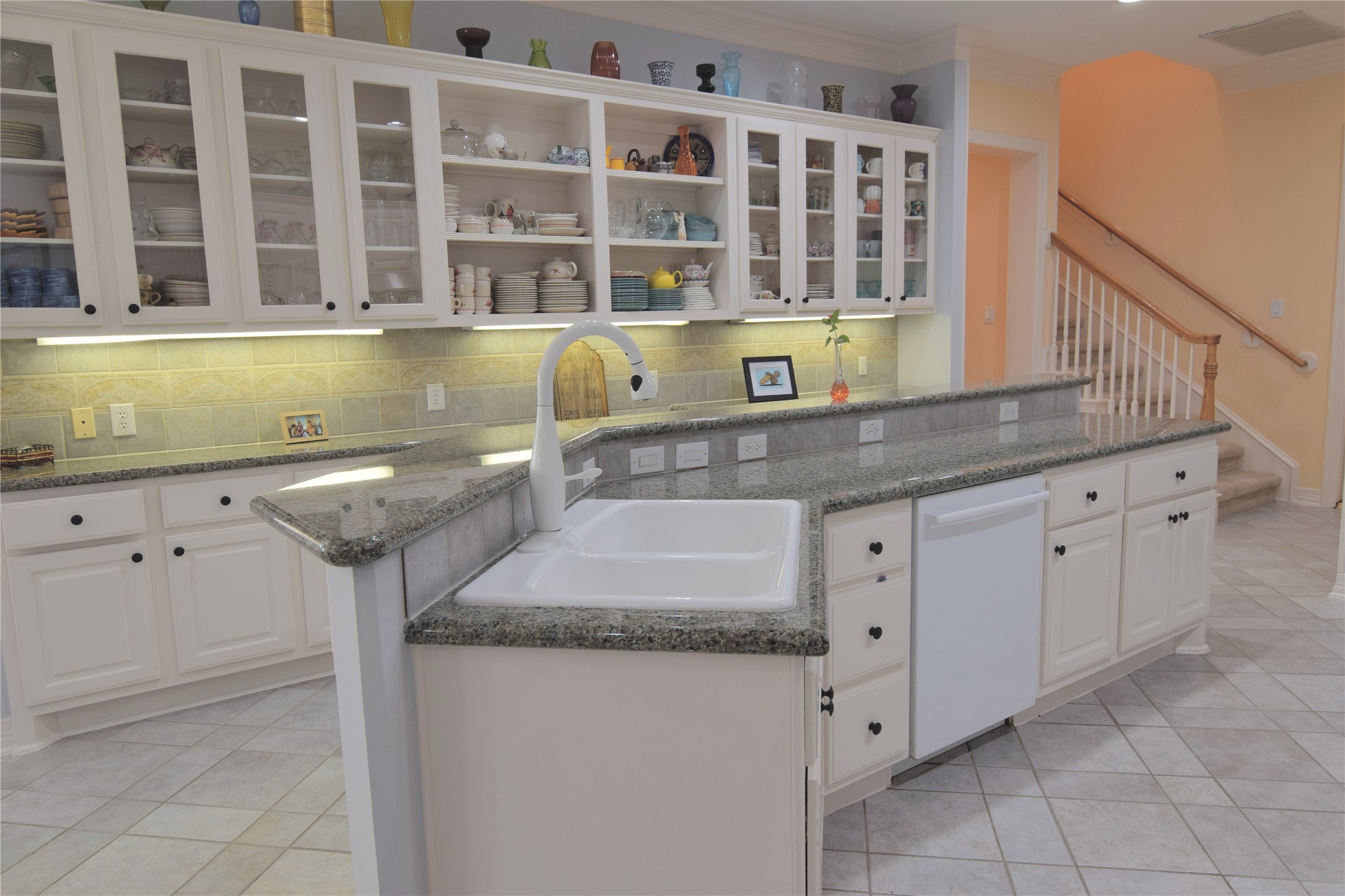 Built-in Cabinets