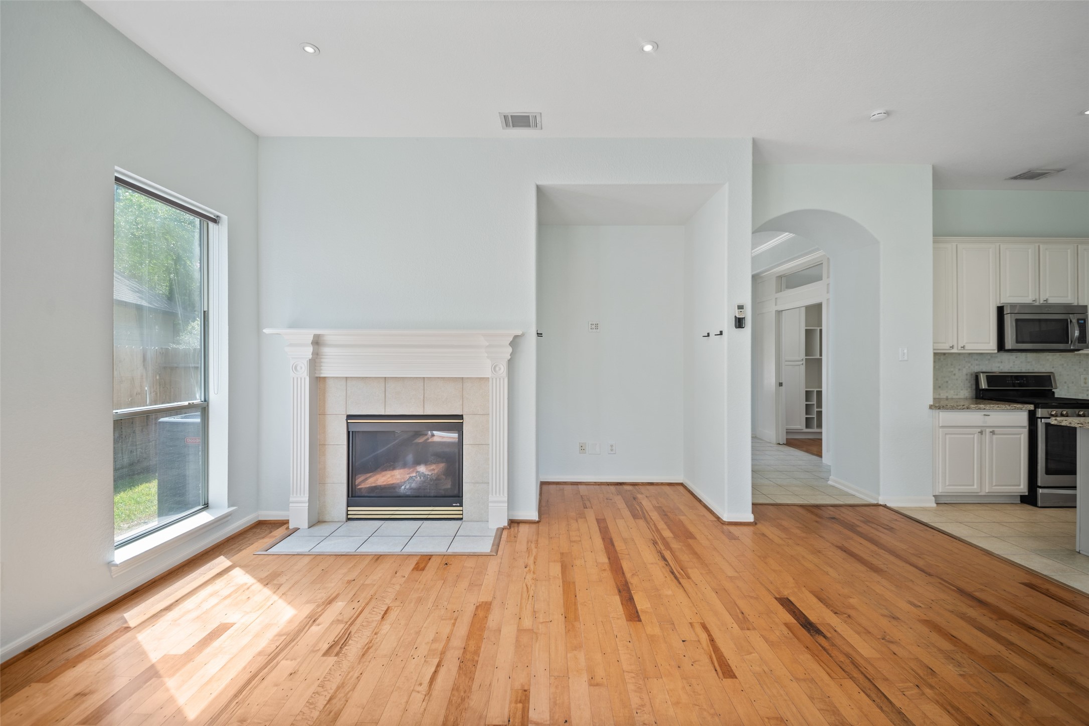 131 Zephyr Bend Place, The Woodlands, TX 77381