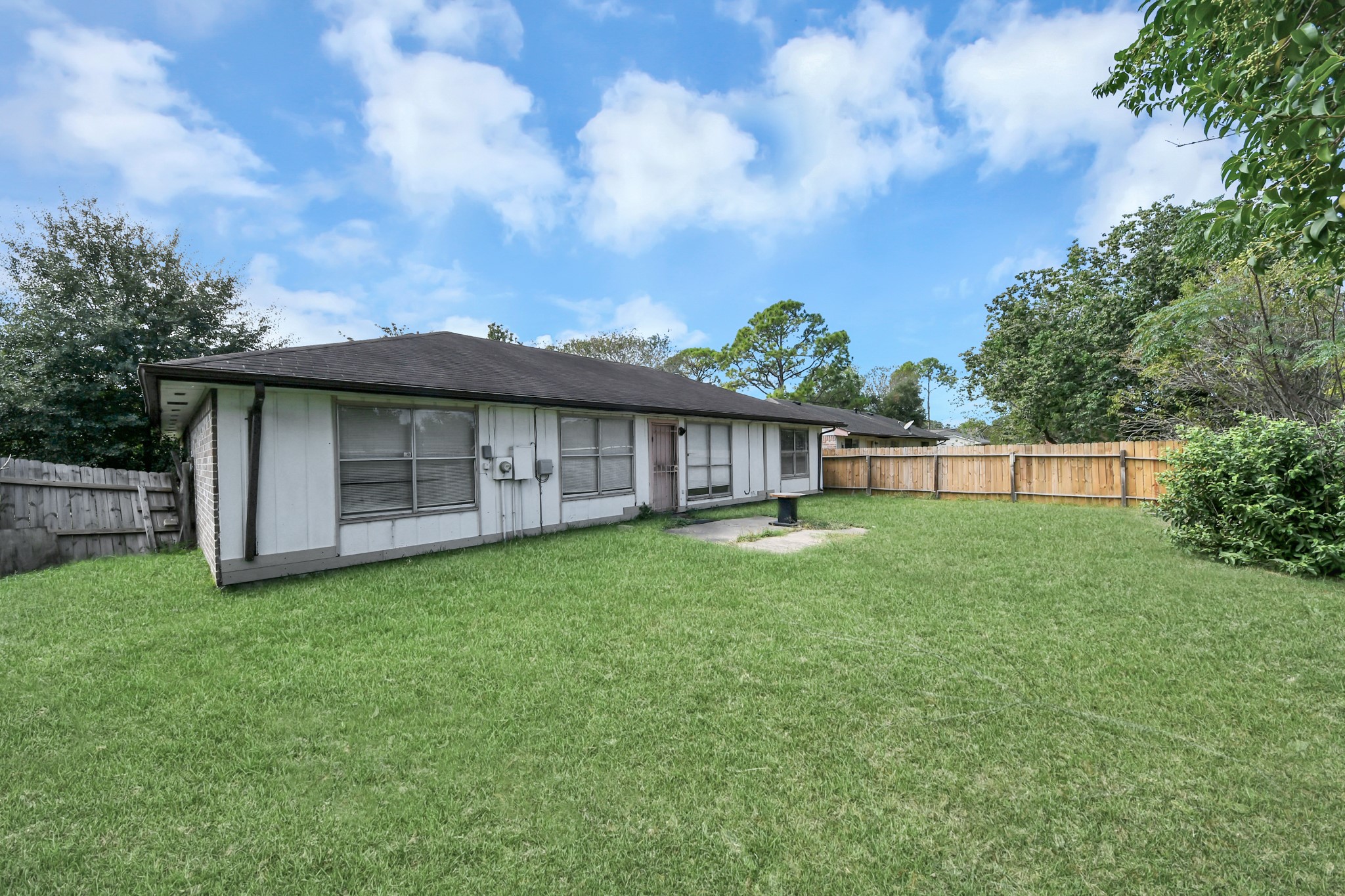 1923 Feather Ridge Drive, Missouri City, TX 77489