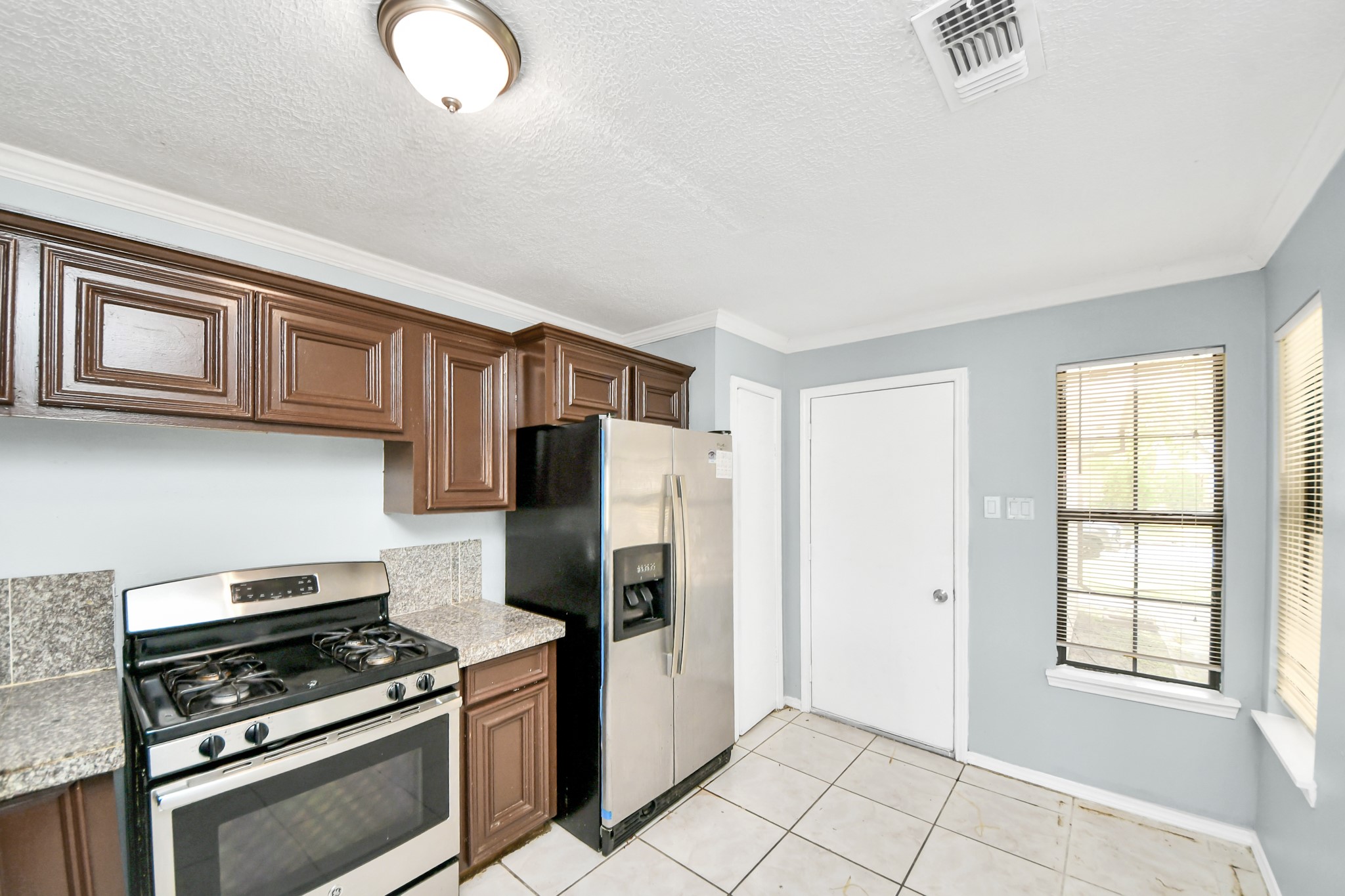 1923 Feather Ridge Drive, Missouri City, TX 77489