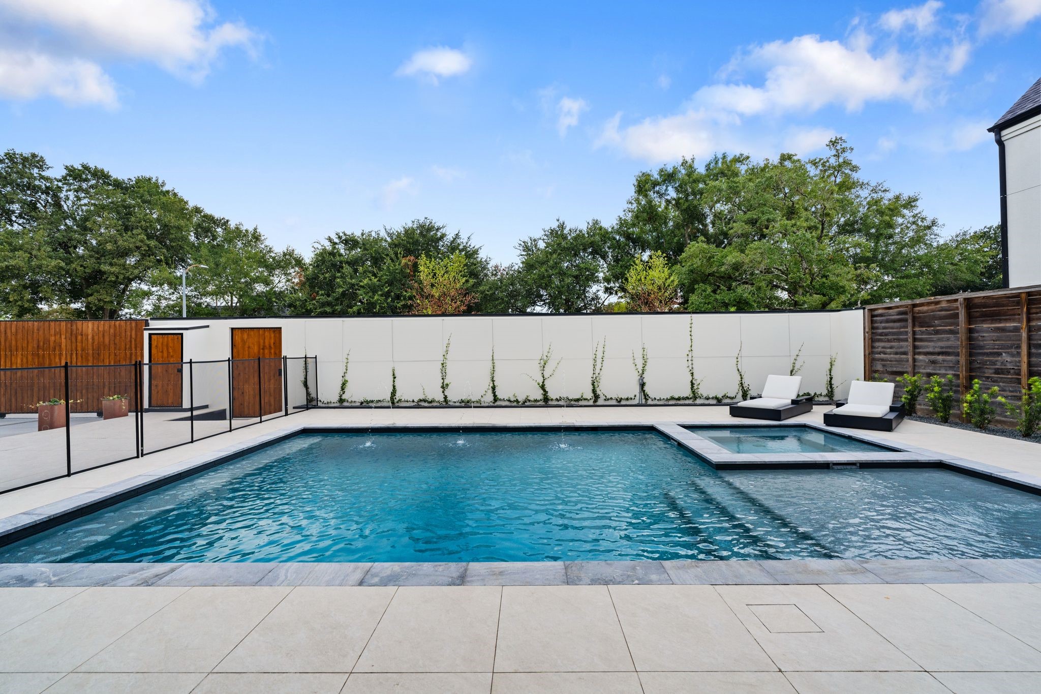 5110 Glenmeadow Drive, Houston, TX 77096