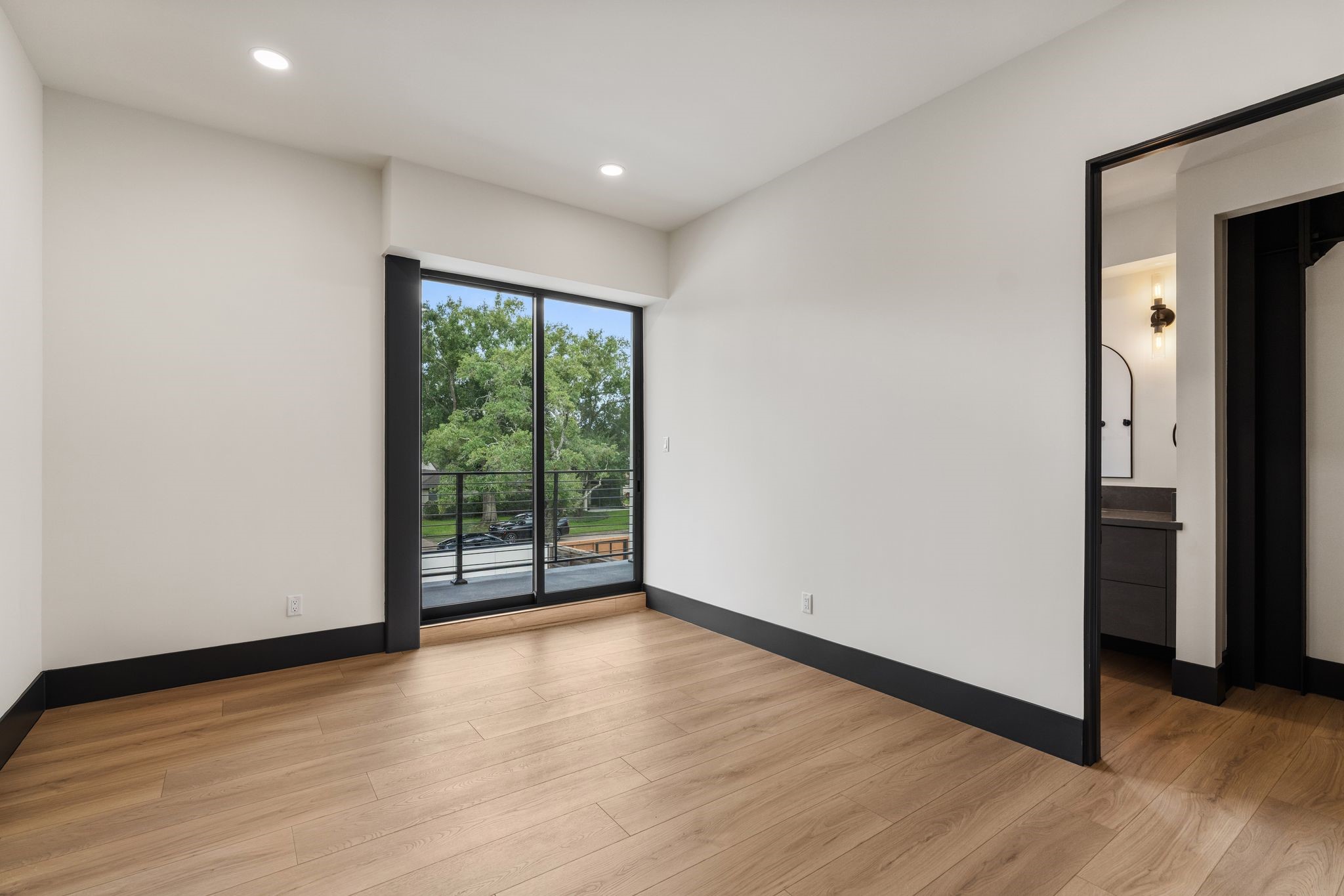 5110 Glenmeadow Drive, Houston, TX 77096