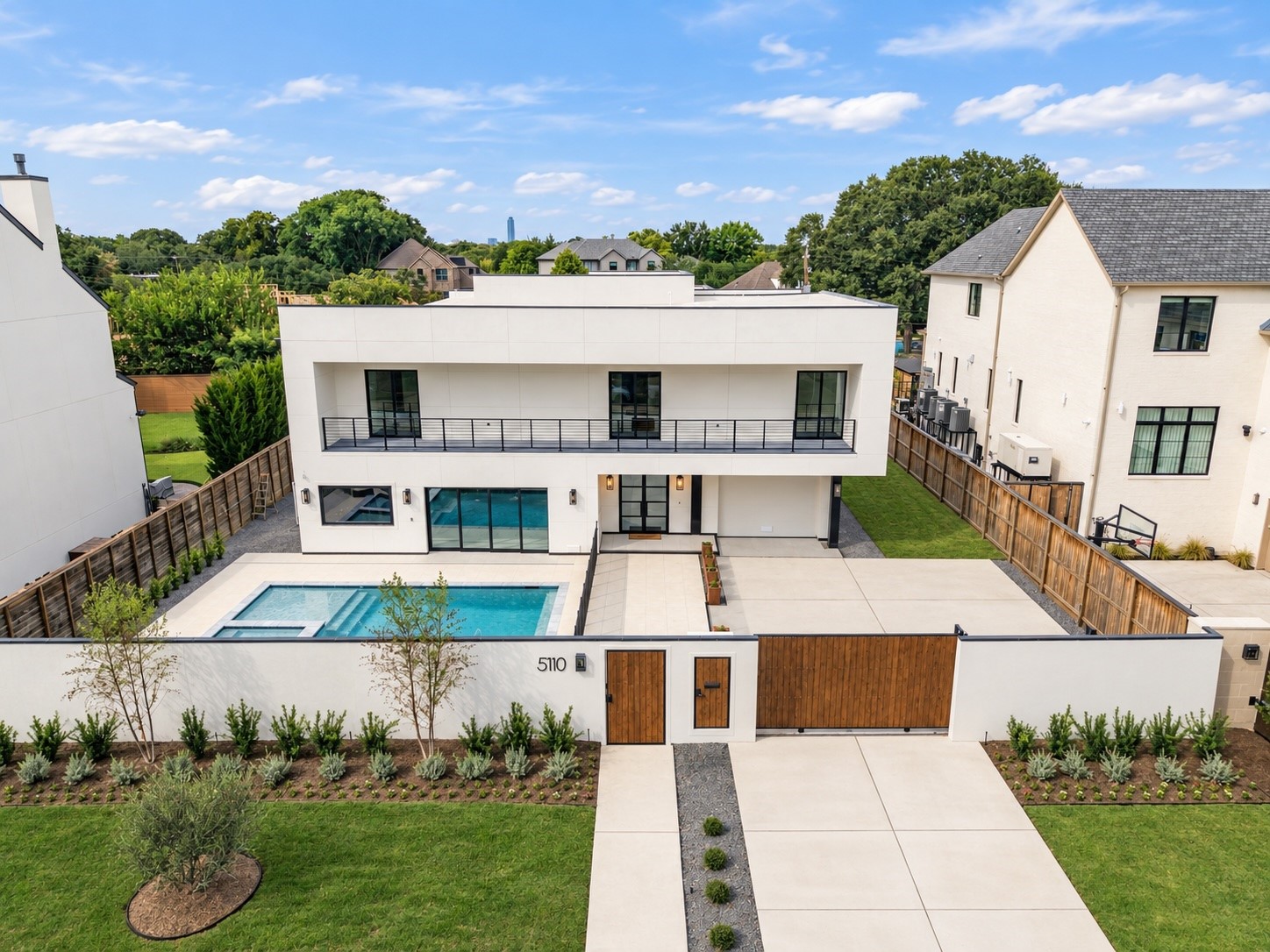 5110 Glenmeadow Drive, Houston, TX 77096