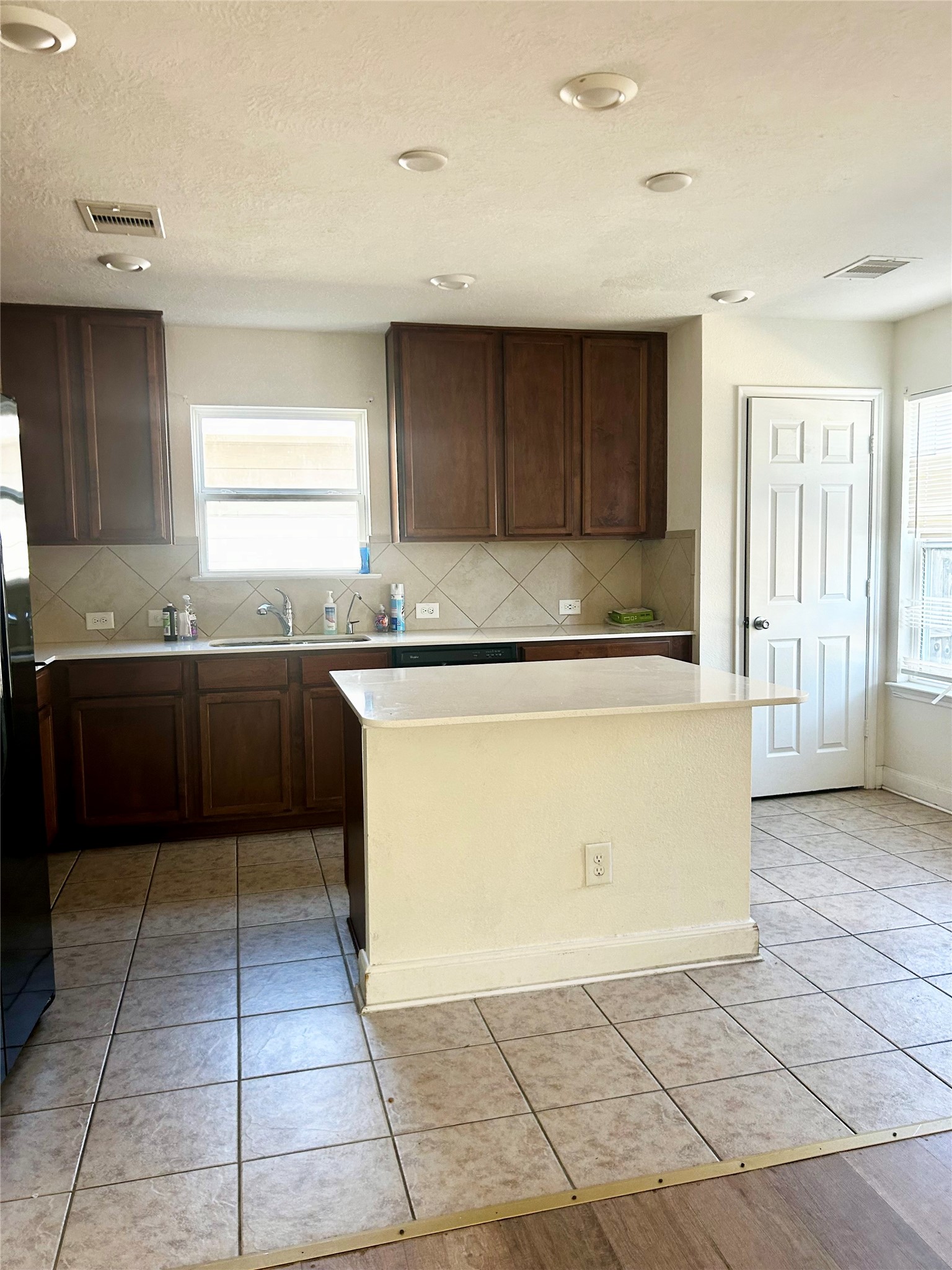 19226 Flint Oak Court, Houston, TX 77073 19226 Flint Oak Court, Houston, TX 77073