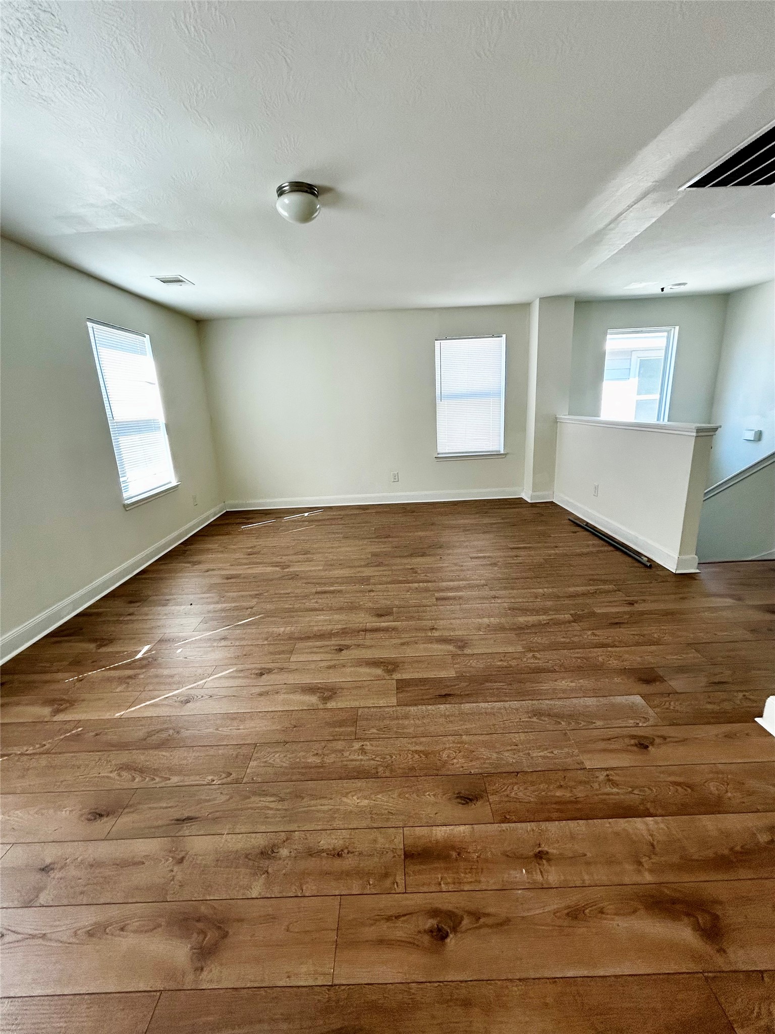 19226 Flint Oak Court, Houston, TX 77073 19226 Flint Oak Court, Houston, TX 77073