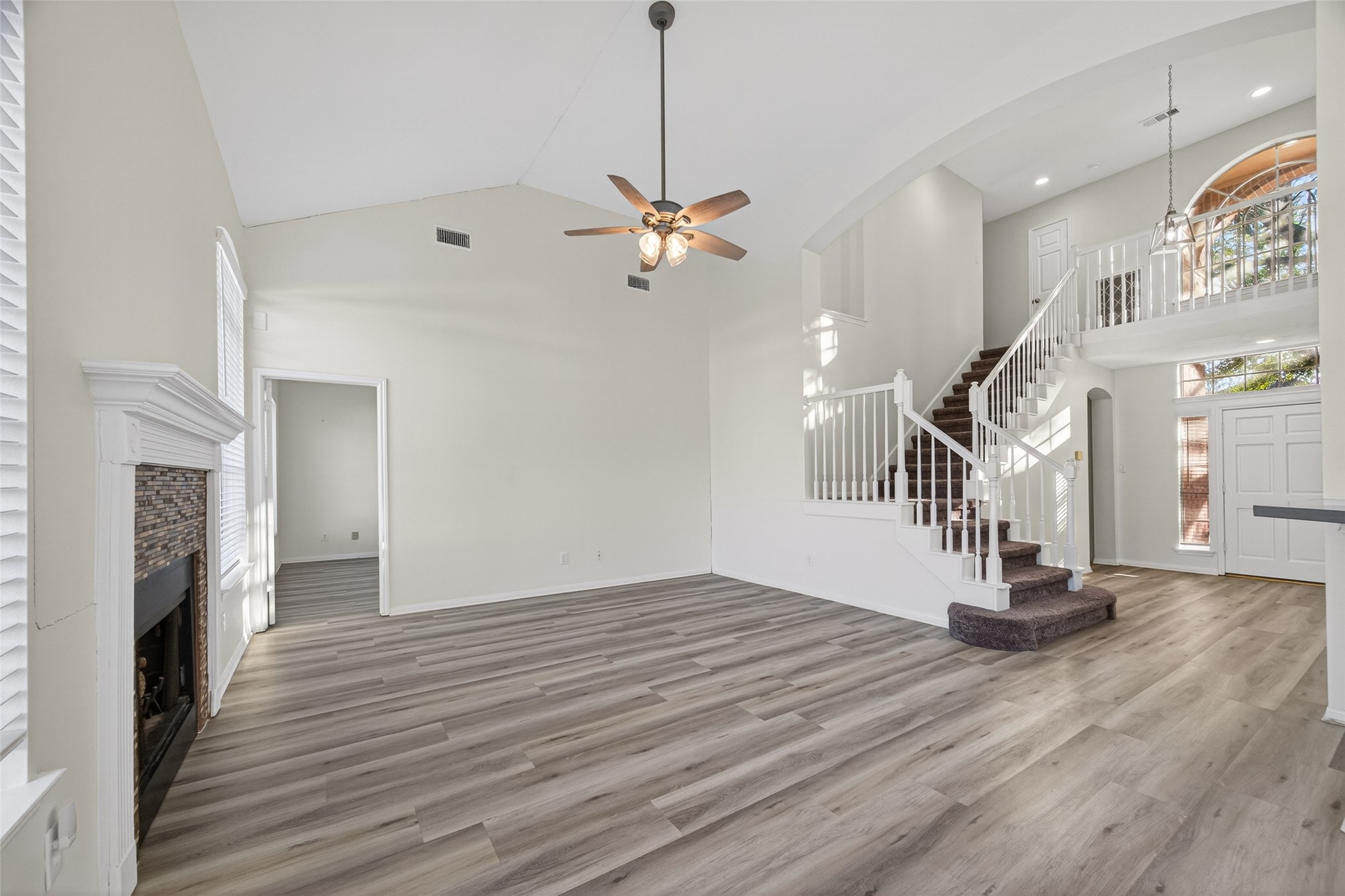 3522 Brookwood Drive, La Porte, TX 77571
