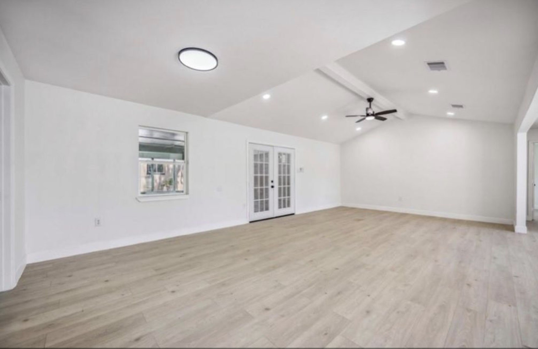2819 Toyah Avenue, Houston, TX 77039