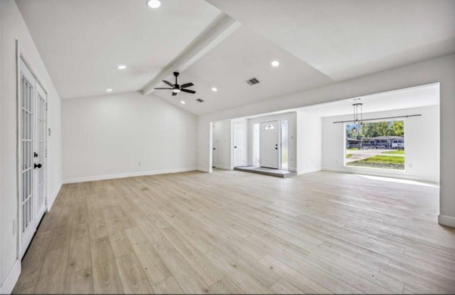 2819 Toyah Avenue, Houston, TX 77039