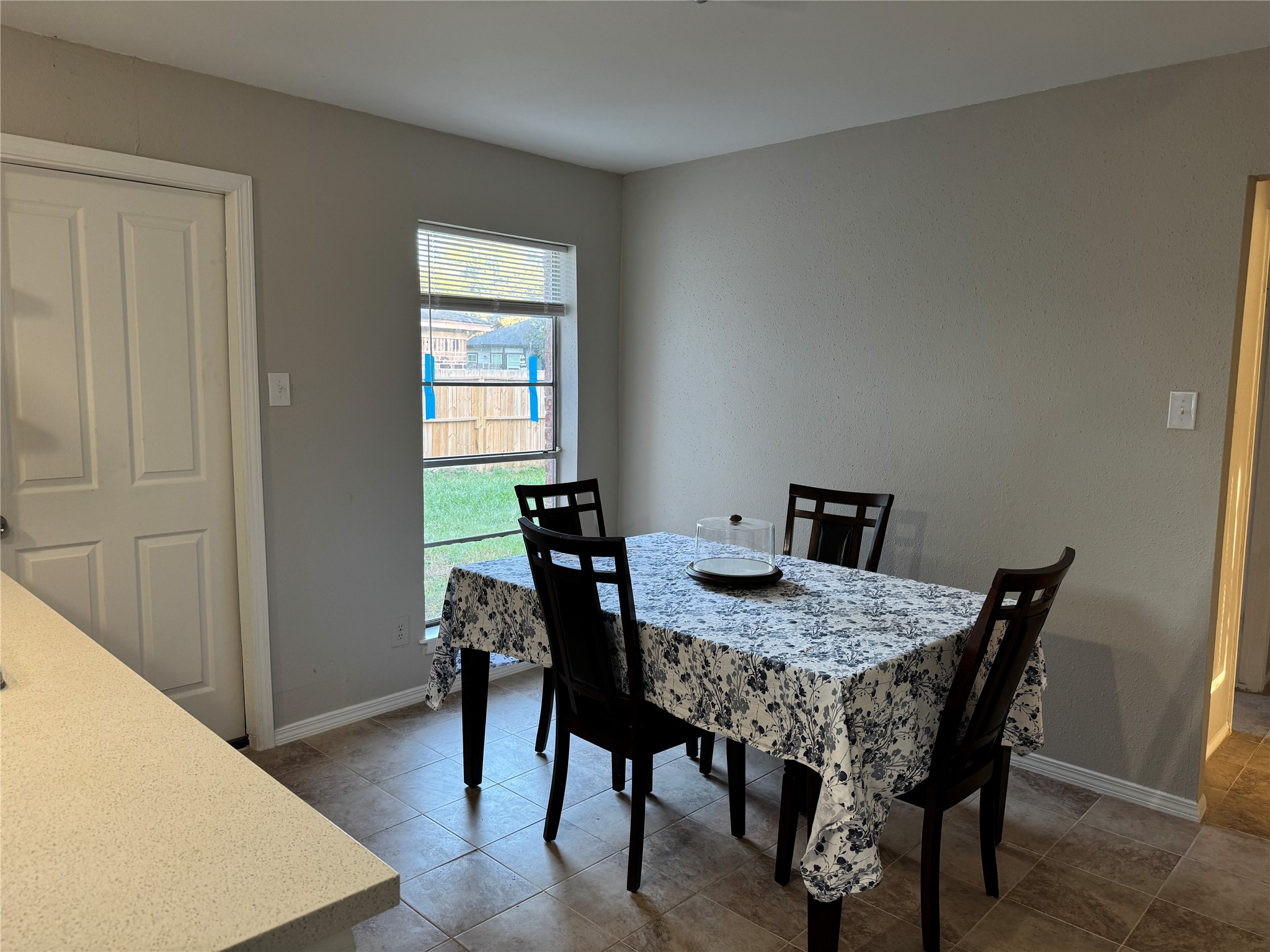 606 Linda Lane, Alvin, TX 77511