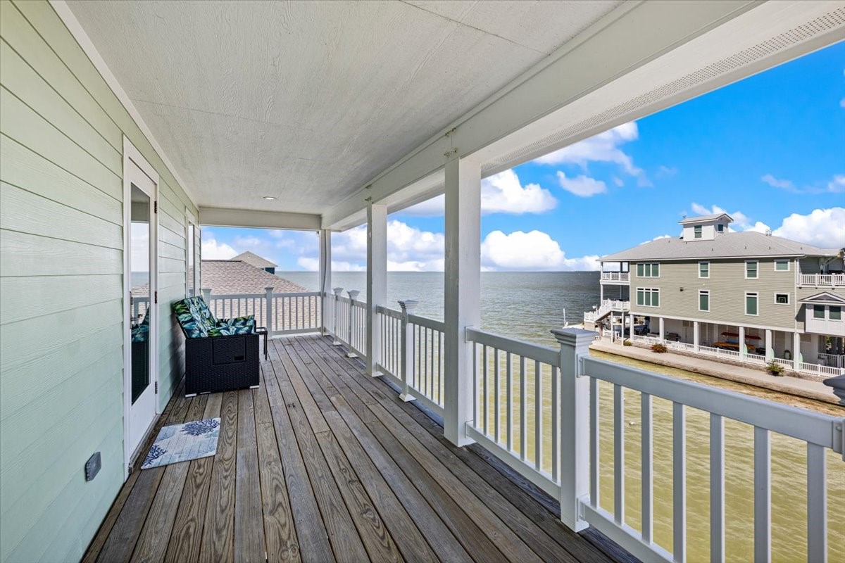 Amazing bay views from every covered deck