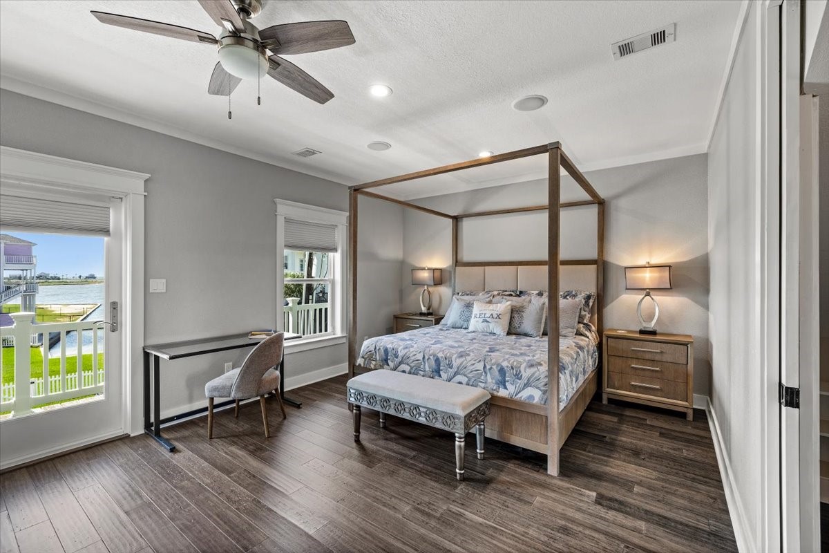 Primary bedroom on main level
