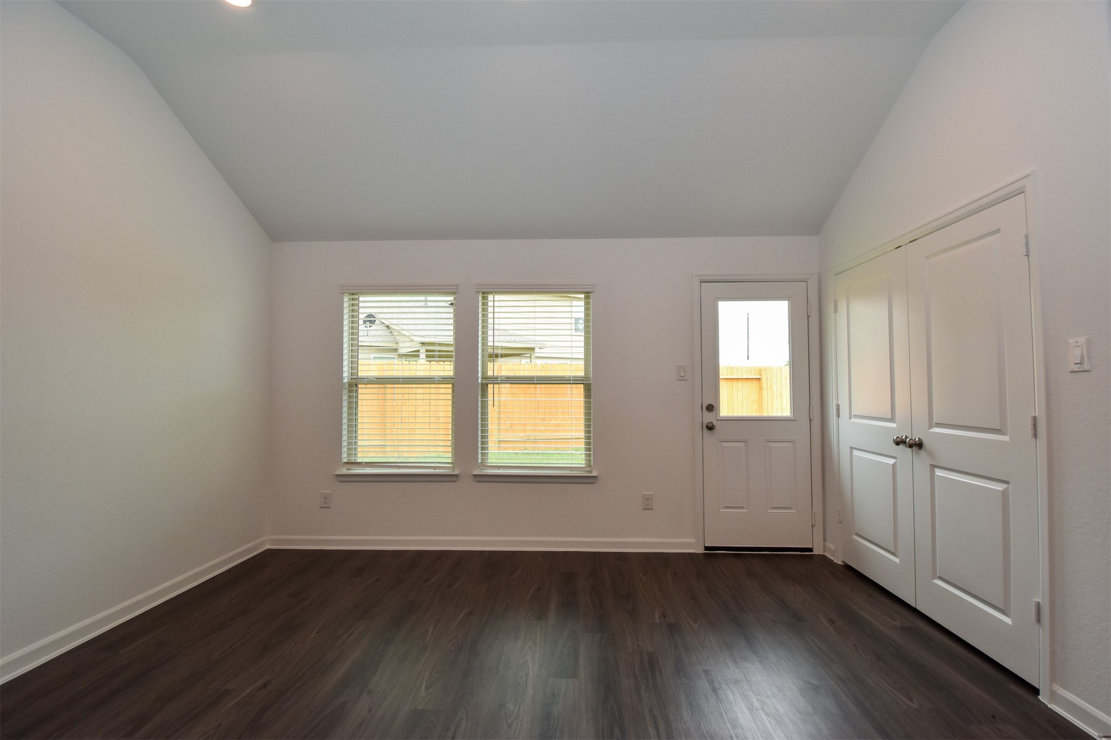 Large dining / breakfast area