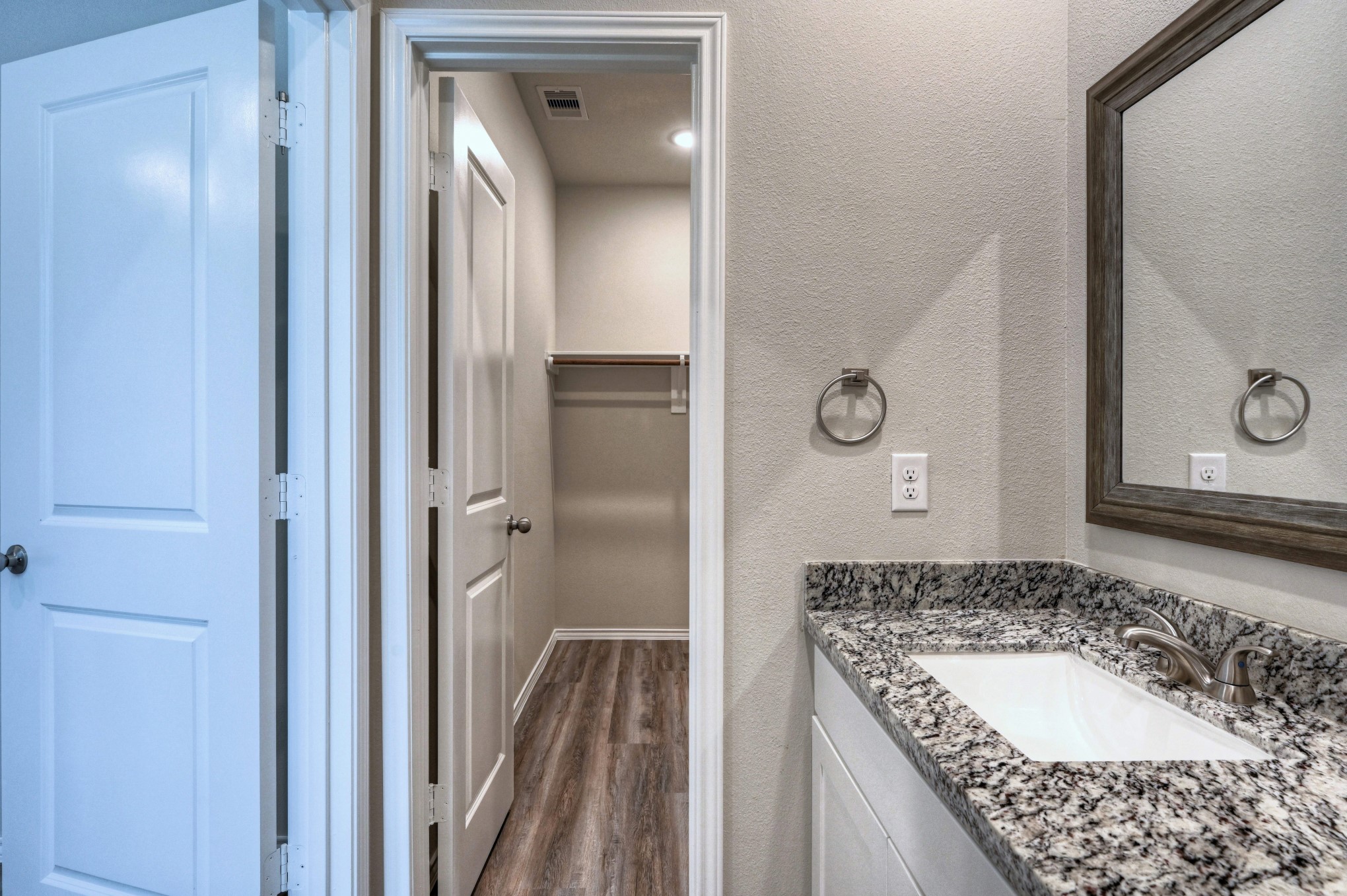 11722 White Cedar Street, Willis, TX 77318
