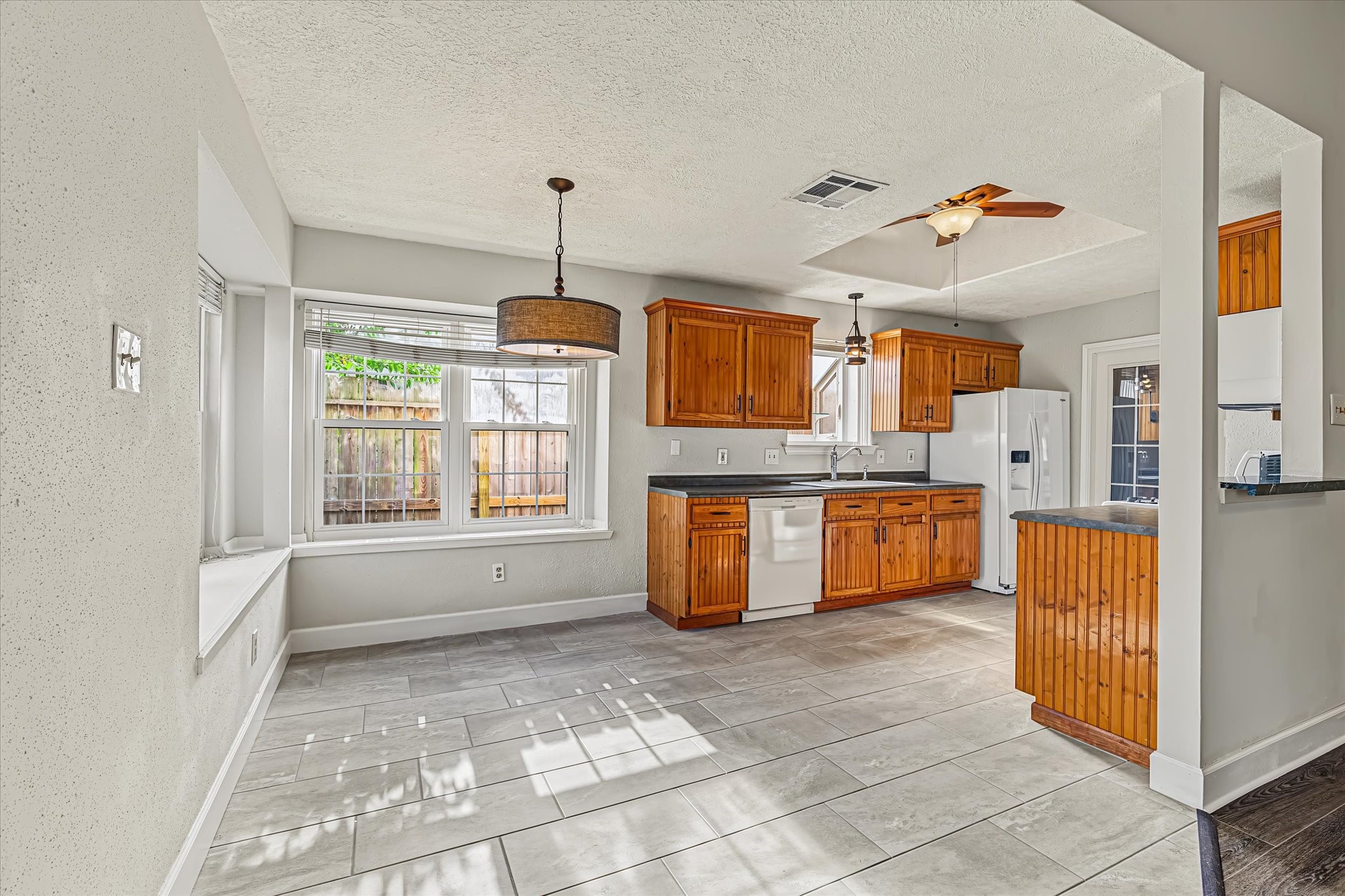 2803 Custer Drive, League City, TX 77573