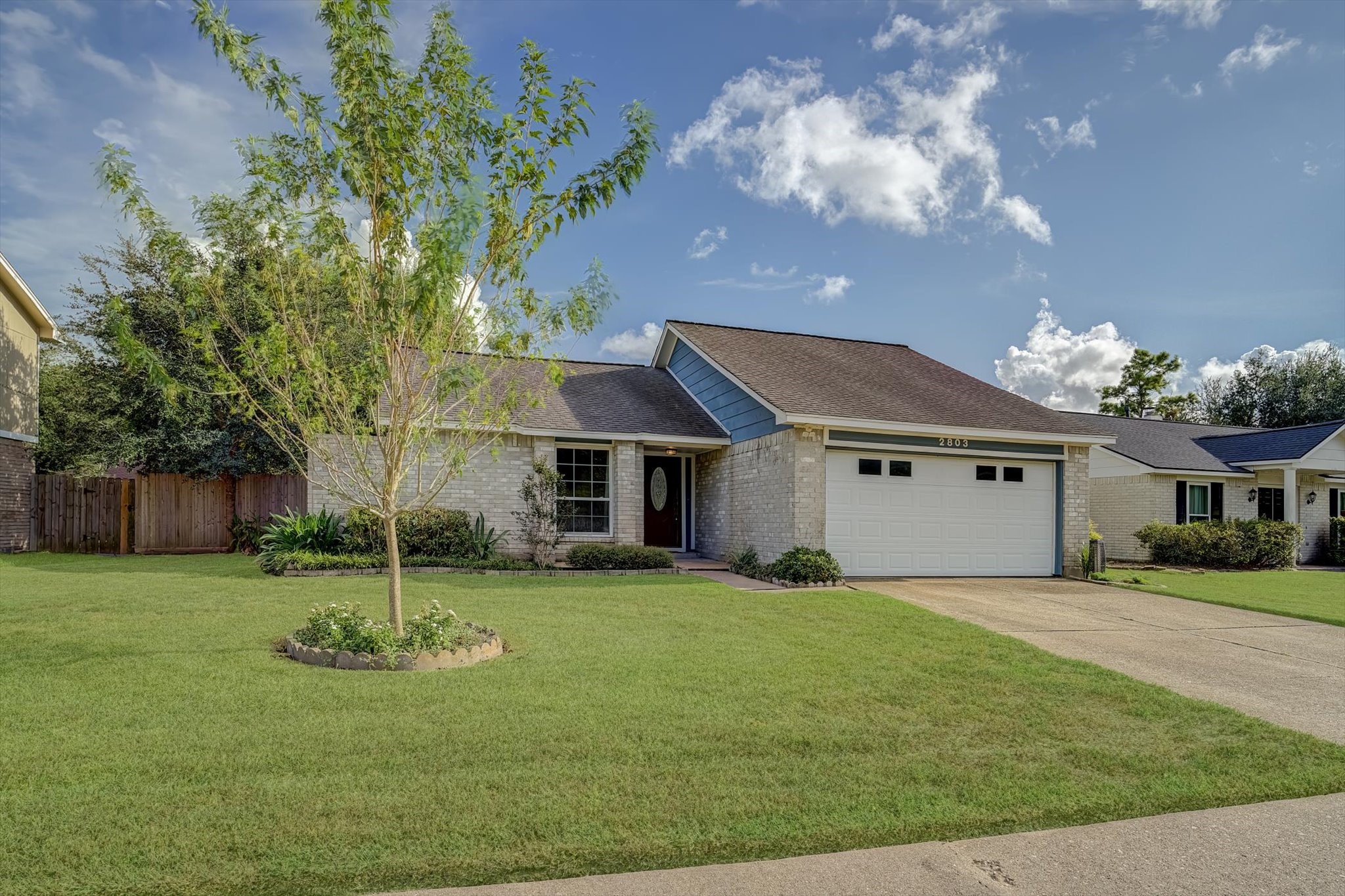 2803 Custer Drive, League City, TX 77573