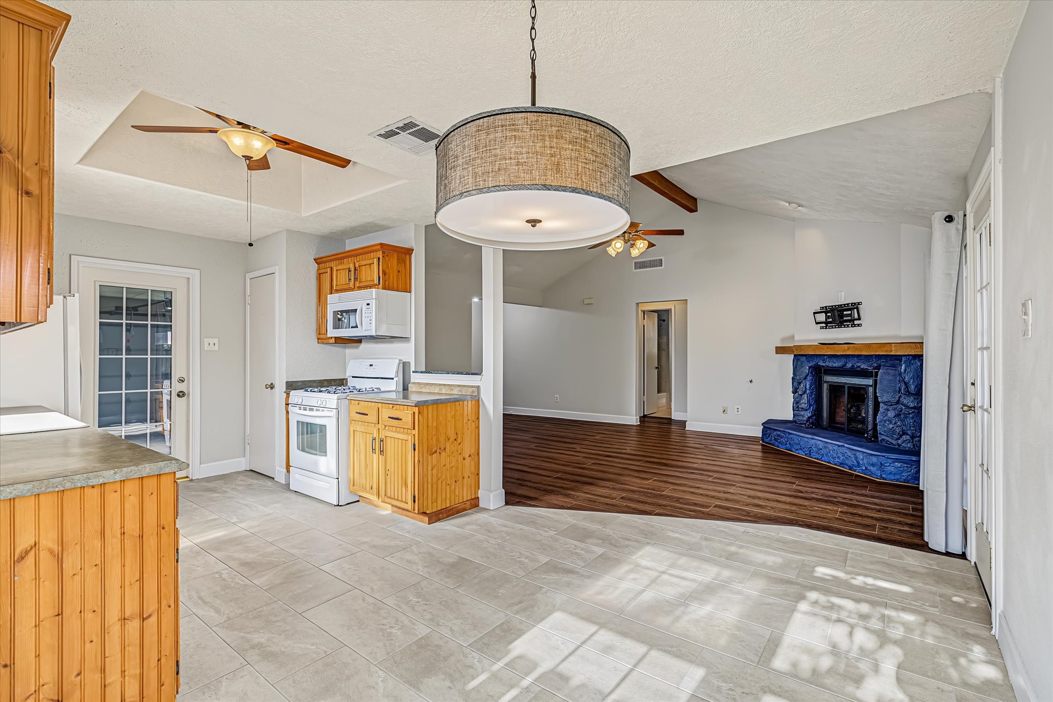 2803 Custer Drive, League City, TX 77573