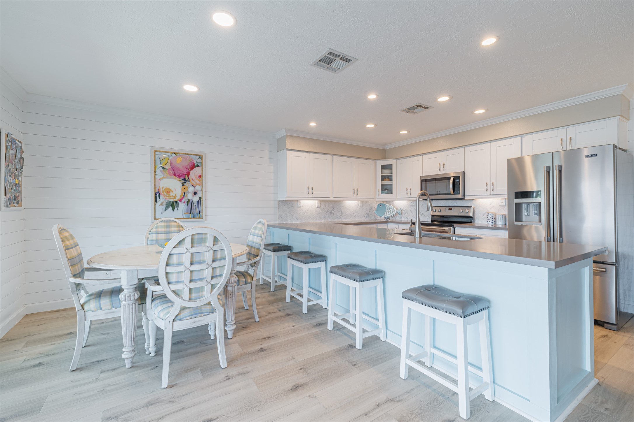 1021 Redfish Street, Hitchcock, TX 77563