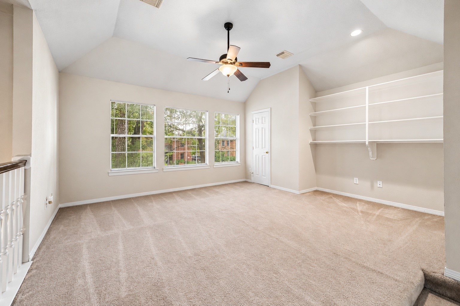 3122 Woodcreek Glen Lane, Houston, TX 77073