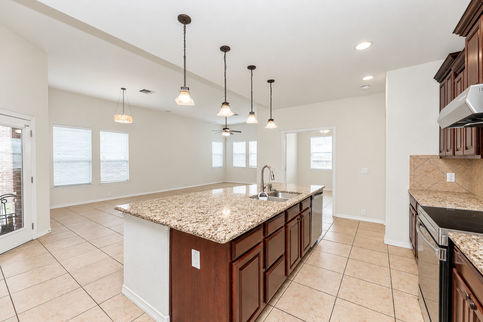 1323 Ralston Branch Way, Sugar Land, TX 77479