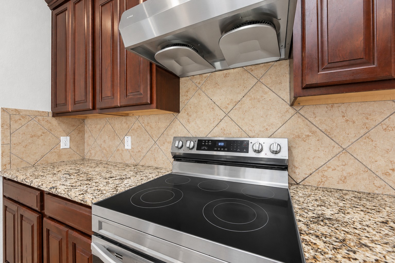 1323 Ralston Branch Way, Sugar Land, TX 77479