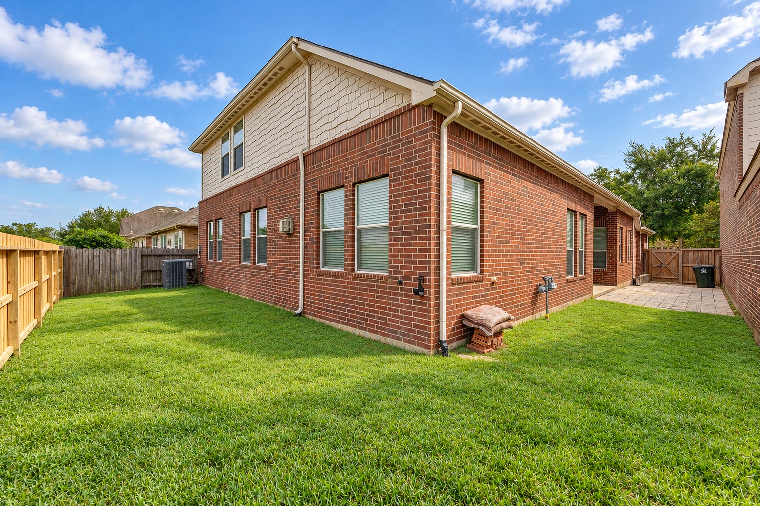 1323 Ralston Branch Way, Sugar Land, TX 77479