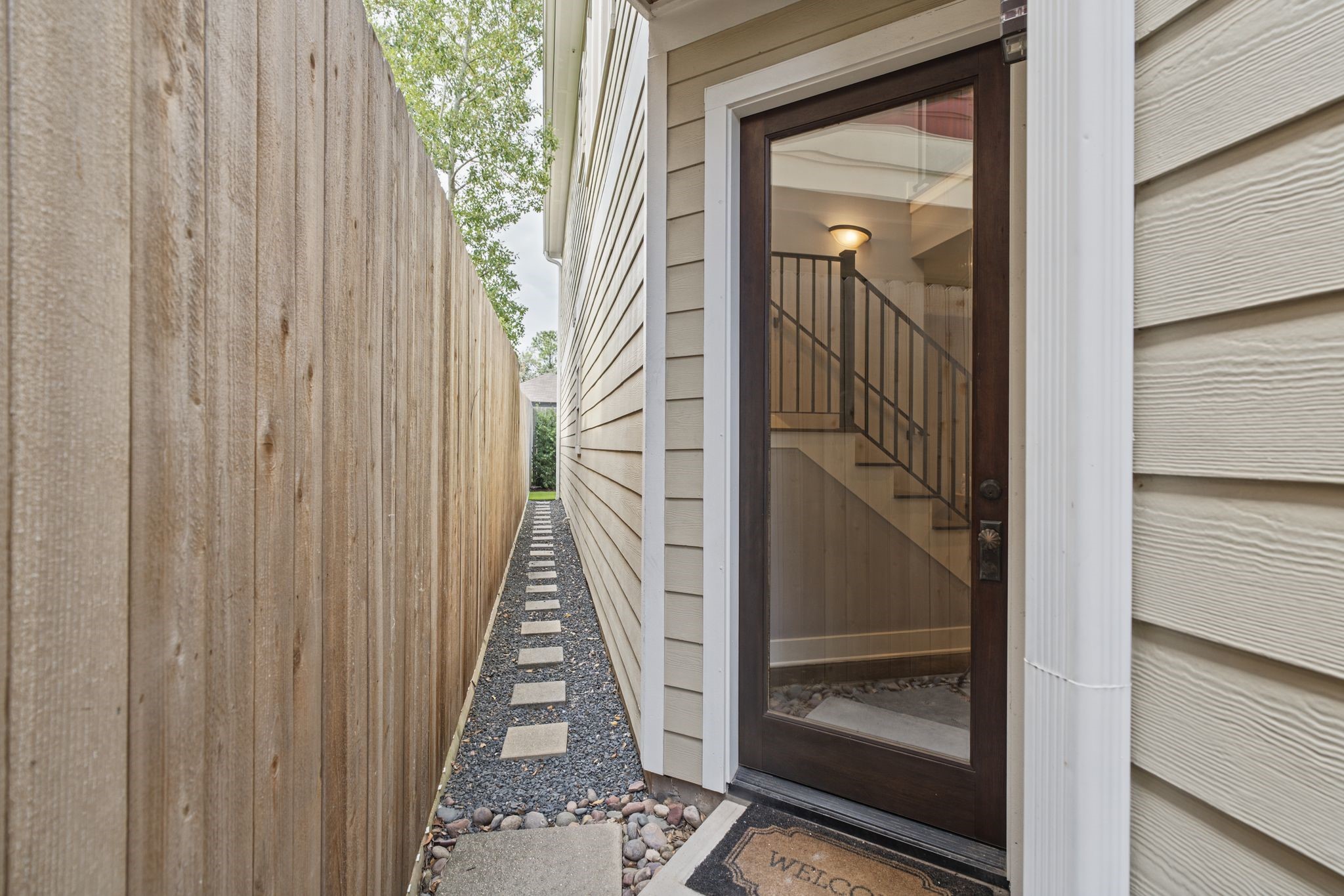 A 2-story residence steps away from the Nicholson Hike and Bike Trail. A 2-story residence steps away from the Nicholson Hike and Bike Trail.