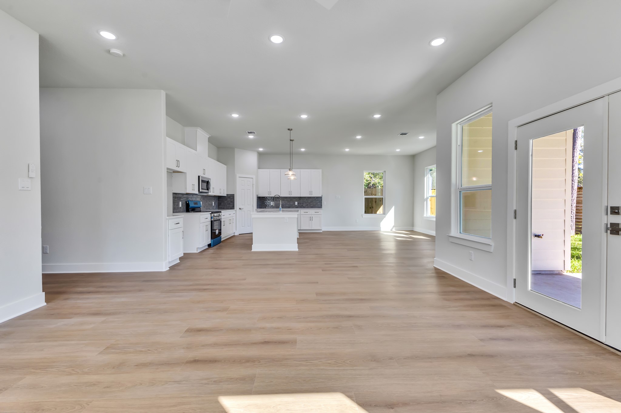 Open-Concept Kitchen and Living Area