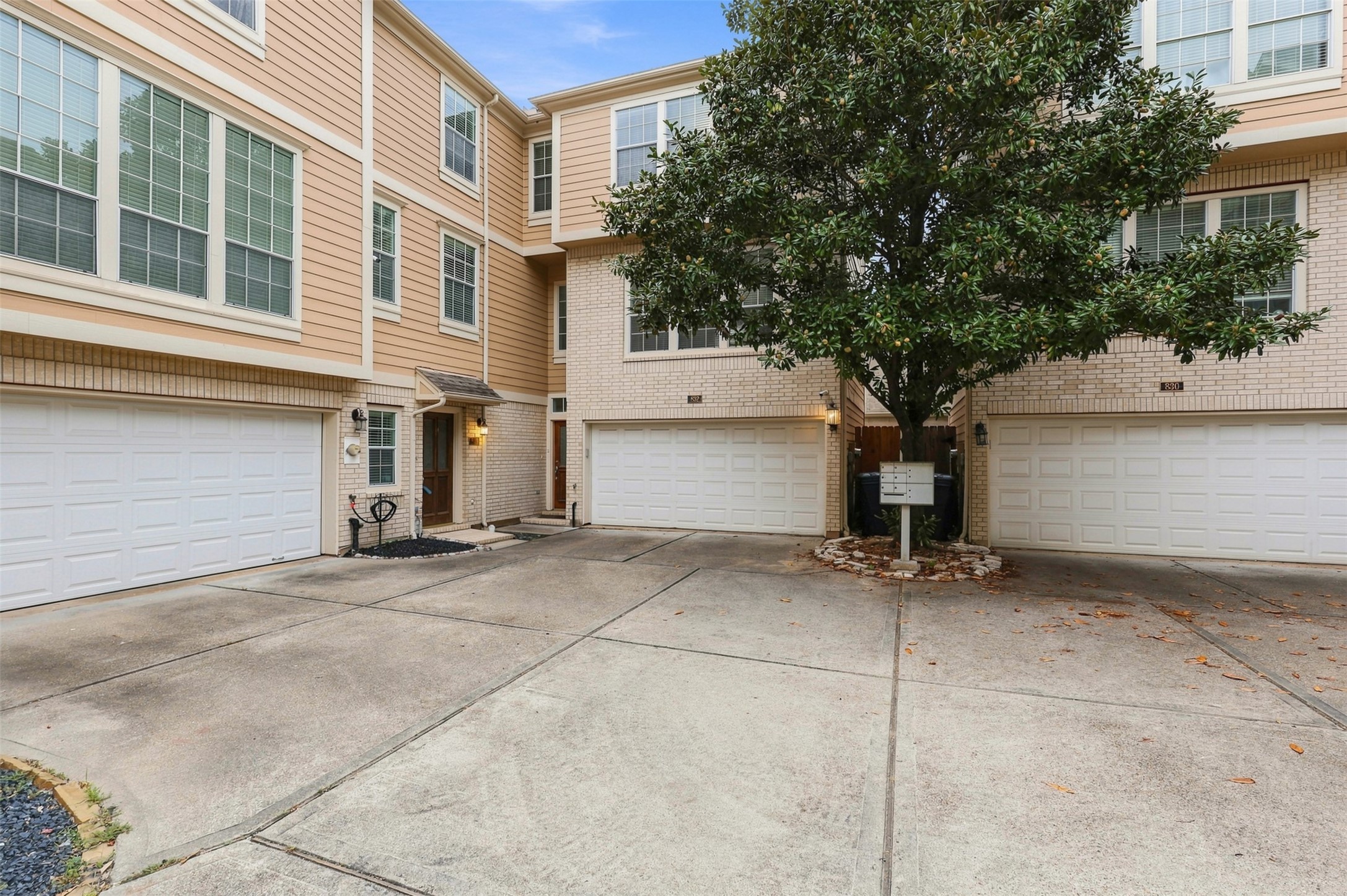 832 Cohn Street, Houston, TX 77007